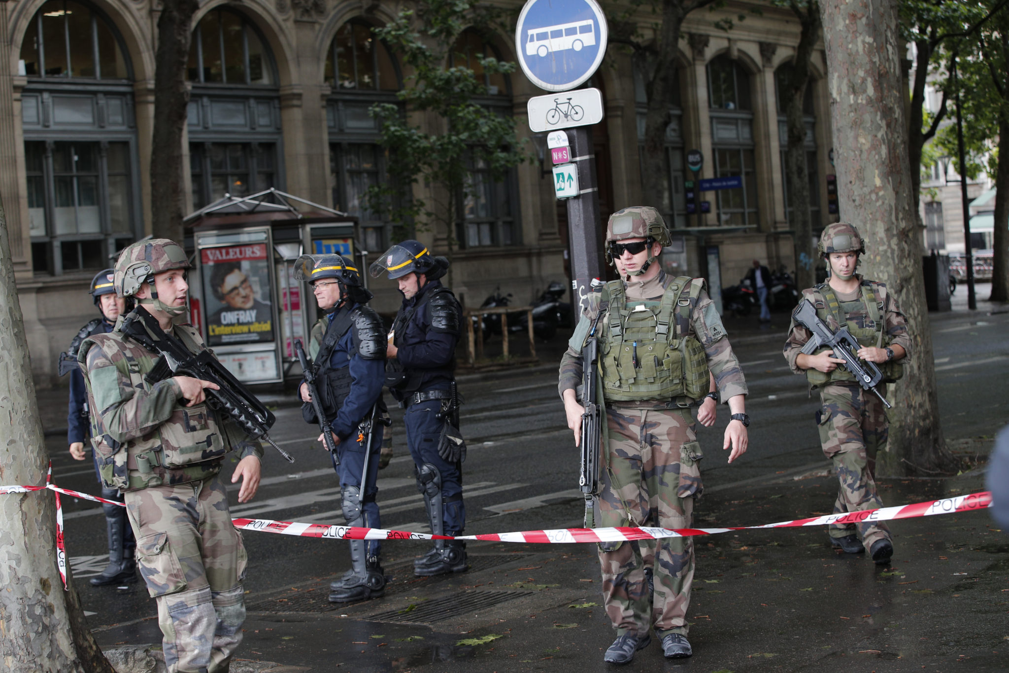 Islamist dømt i Frankrike: 28 års fengsel for angrep med hammer utenfor Notre-Dame&nbsp;<span>(+)</span>