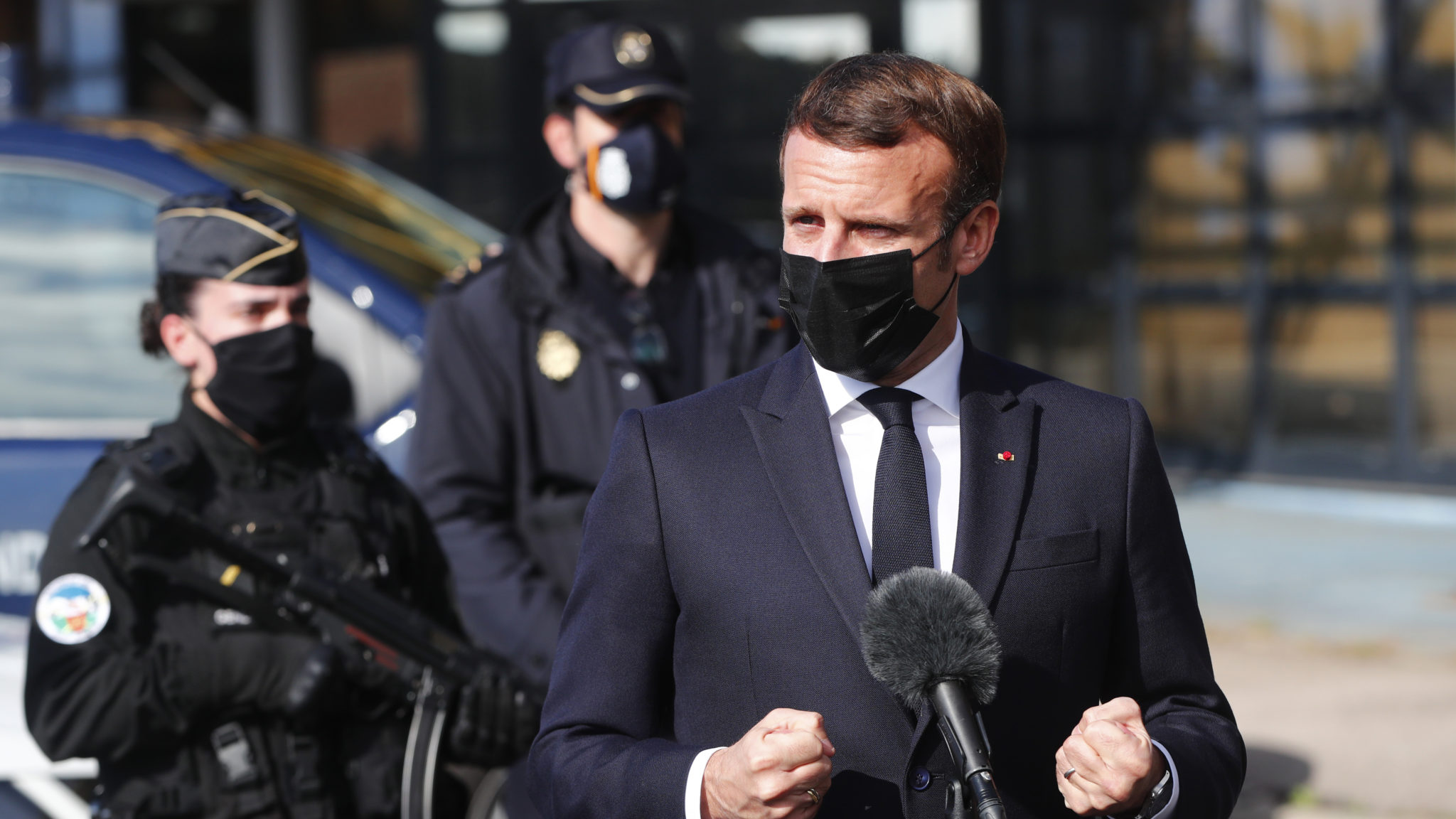 Macron: – Europa må styrke grense&shy;sikker&shy;heten etter terroren&nbsp;<span>(+)</span>