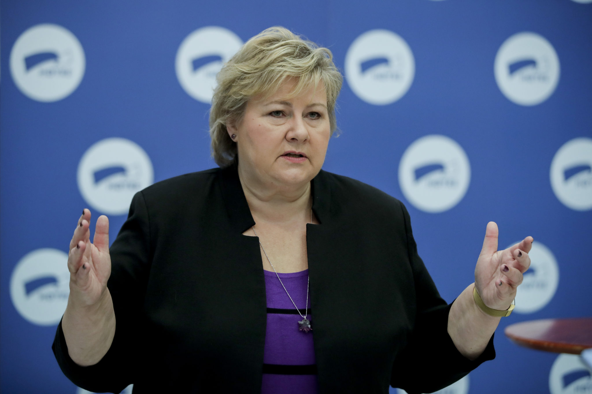 Solberg vil ha slutt på smittehets mot innvandrere&nbsp;<span>(+)</span>