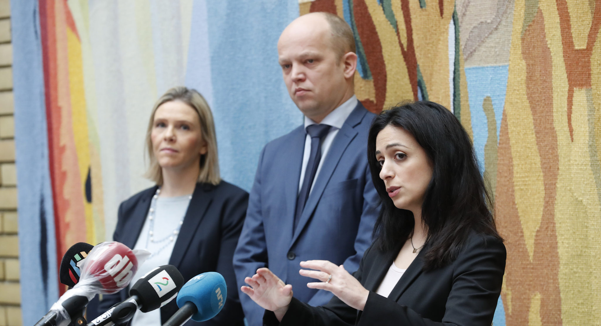 Ap, Sp og FrP sammen om nye asyl&shy;innstramninger&nbsp;<span>(+)</span>