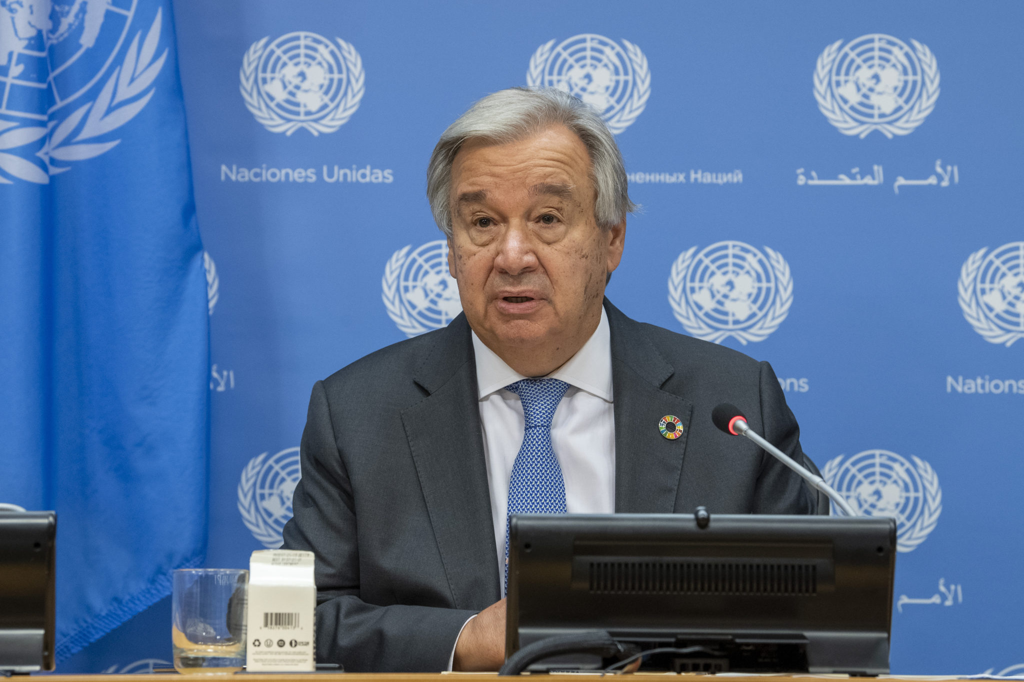 Guterres som suicidal punkpoet&nbsp;<span>(+)</span>