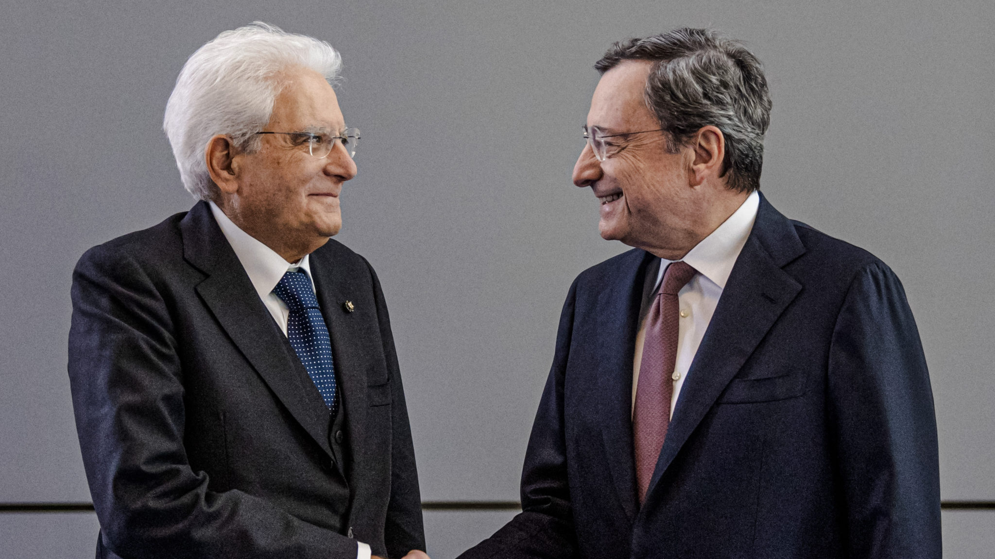 Italias president vil ha Mario Draghi til å danne teknokrat&shy;regjering&nbsp;<span>(+)</span>