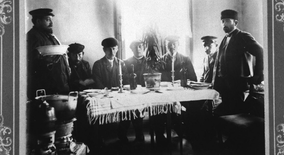 Pesach i Lofoten, rundt forrige århundreskifte&nbsp;<span>(+)</span>