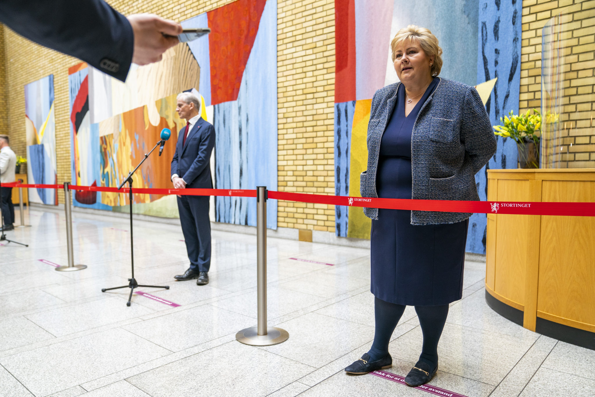 Ny måling: Erna faller, men velgerne vil ikke ha Jonas som statsminister&nbsp;<span>(+)</span>