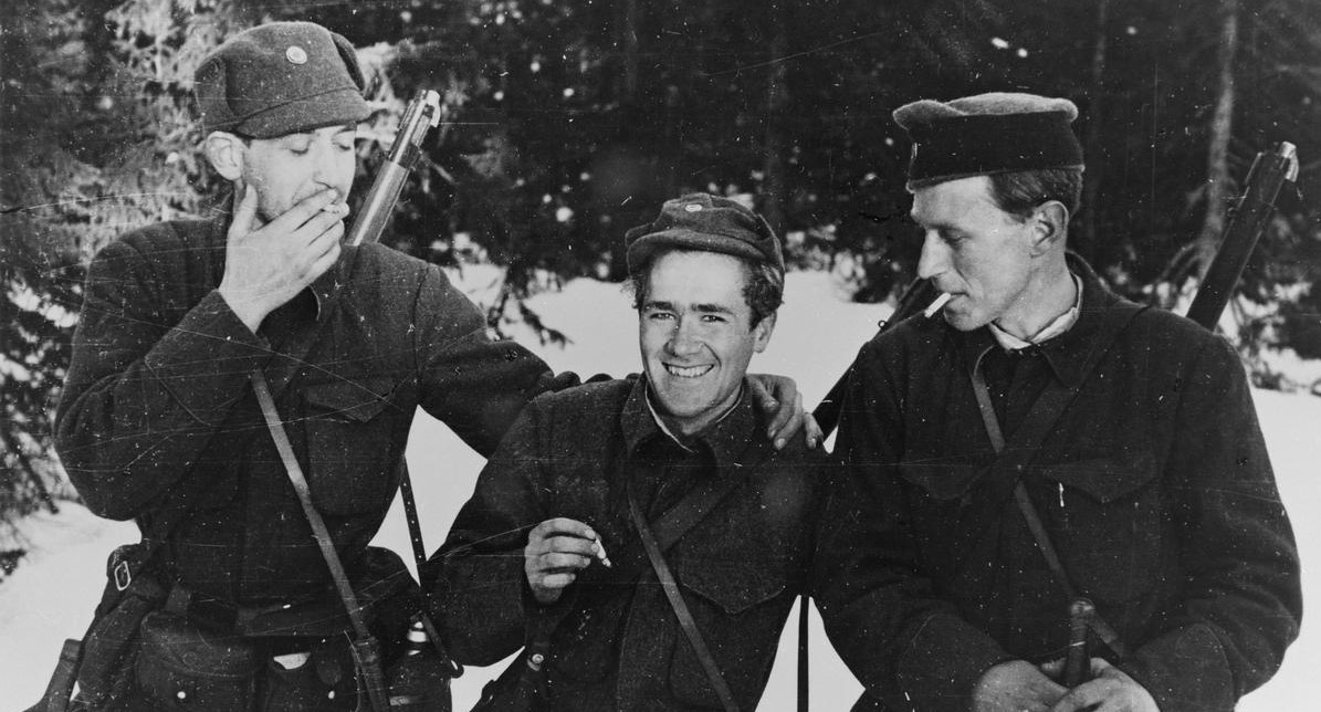 Tre norske soldater, april 1940.&nbsp;<span>(+)</span>