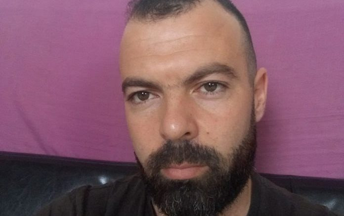 Muslimsk terror i Paris: Illegal migrant kutter halsen på kvinnelig politibetjent&nbsp;<span>(+)</span>