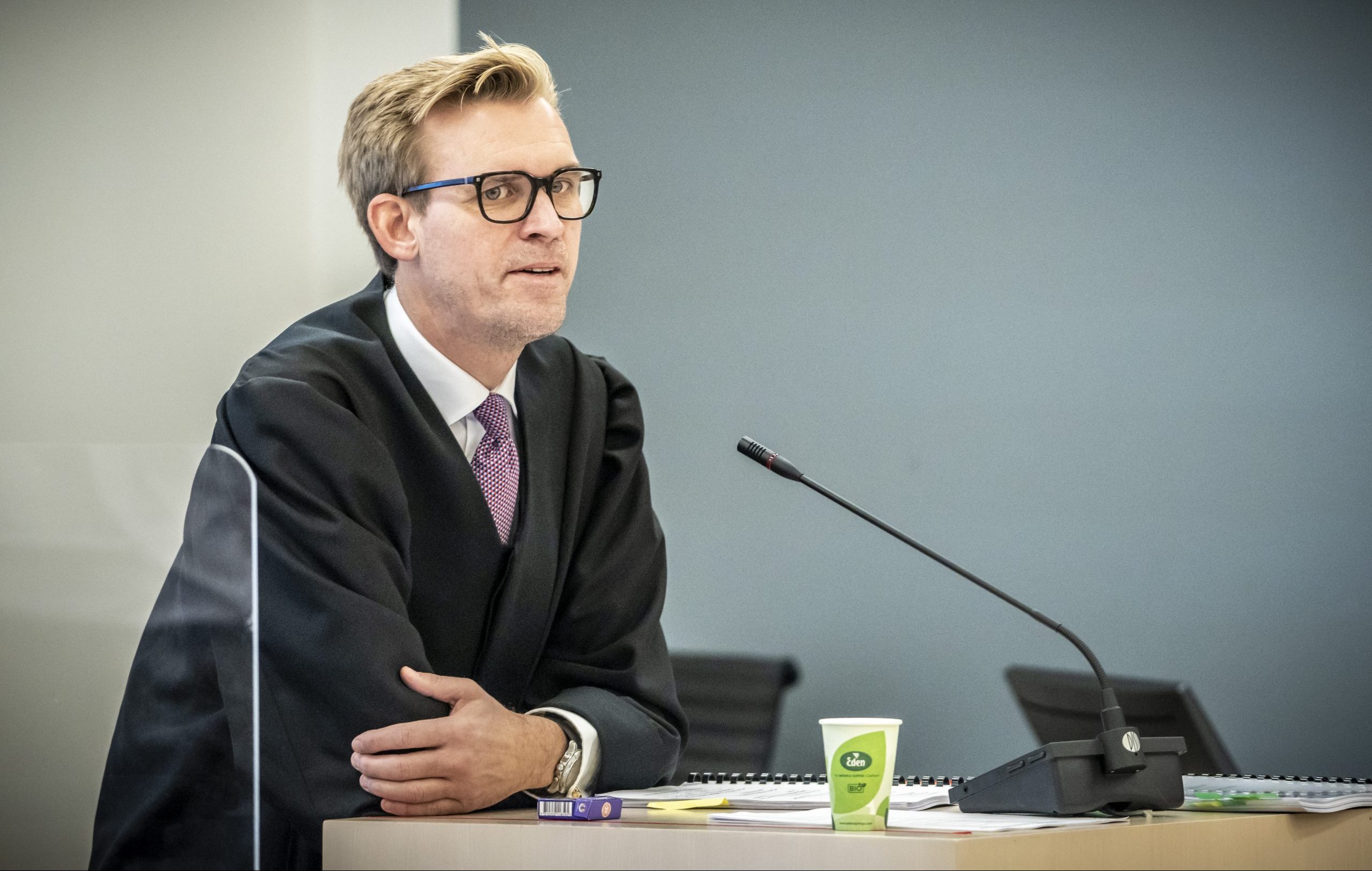 Terrortiltalt så IS-videoer sammen med sin sønn (14): – Man skal kappe hodet av de vantro med kniv&nbsp;<span>(+)</span>