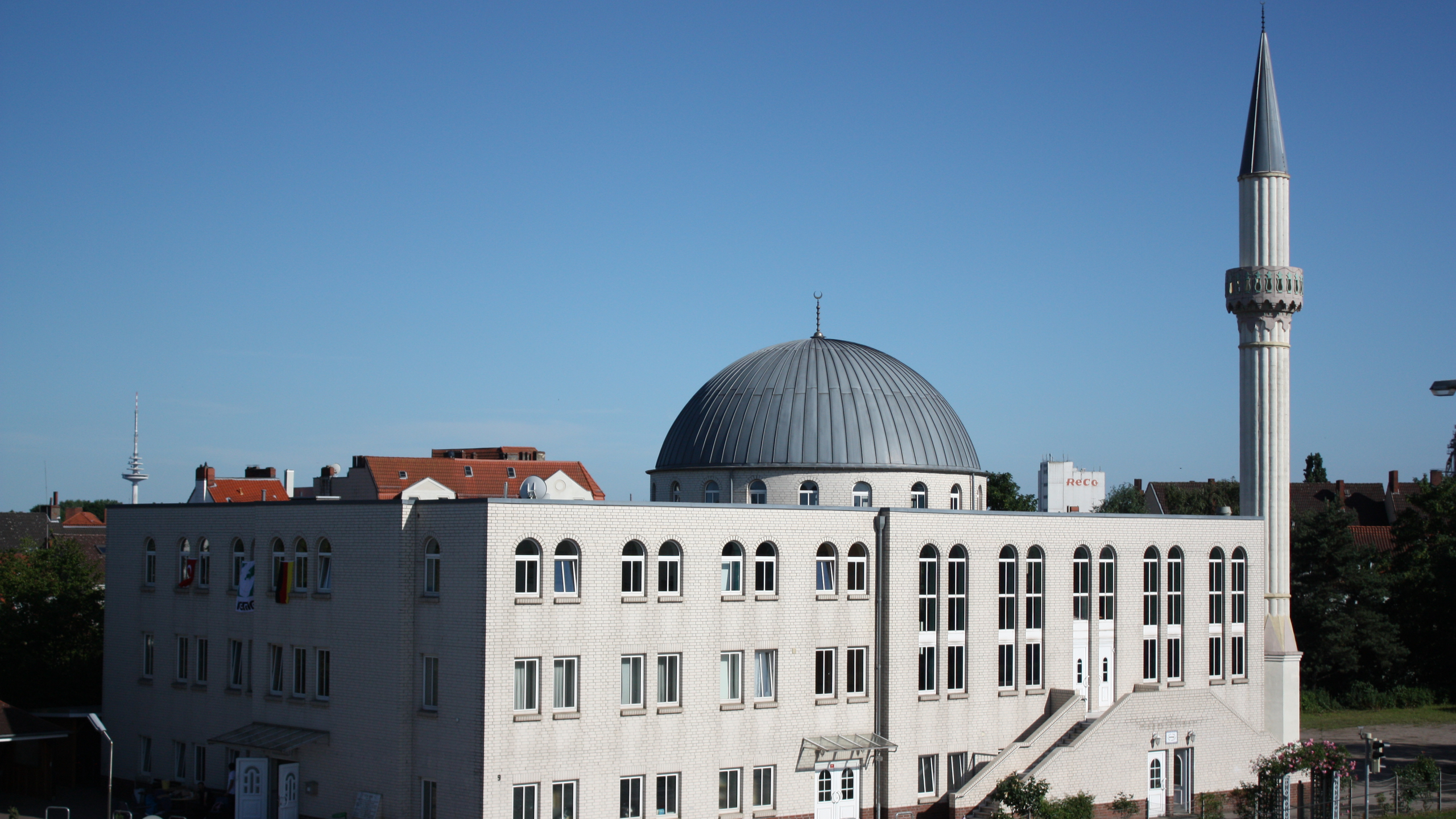 Tyskere vil forby islamske organisasjoner som setter islam over grunnloven&nbsp;<span>(+)</span>