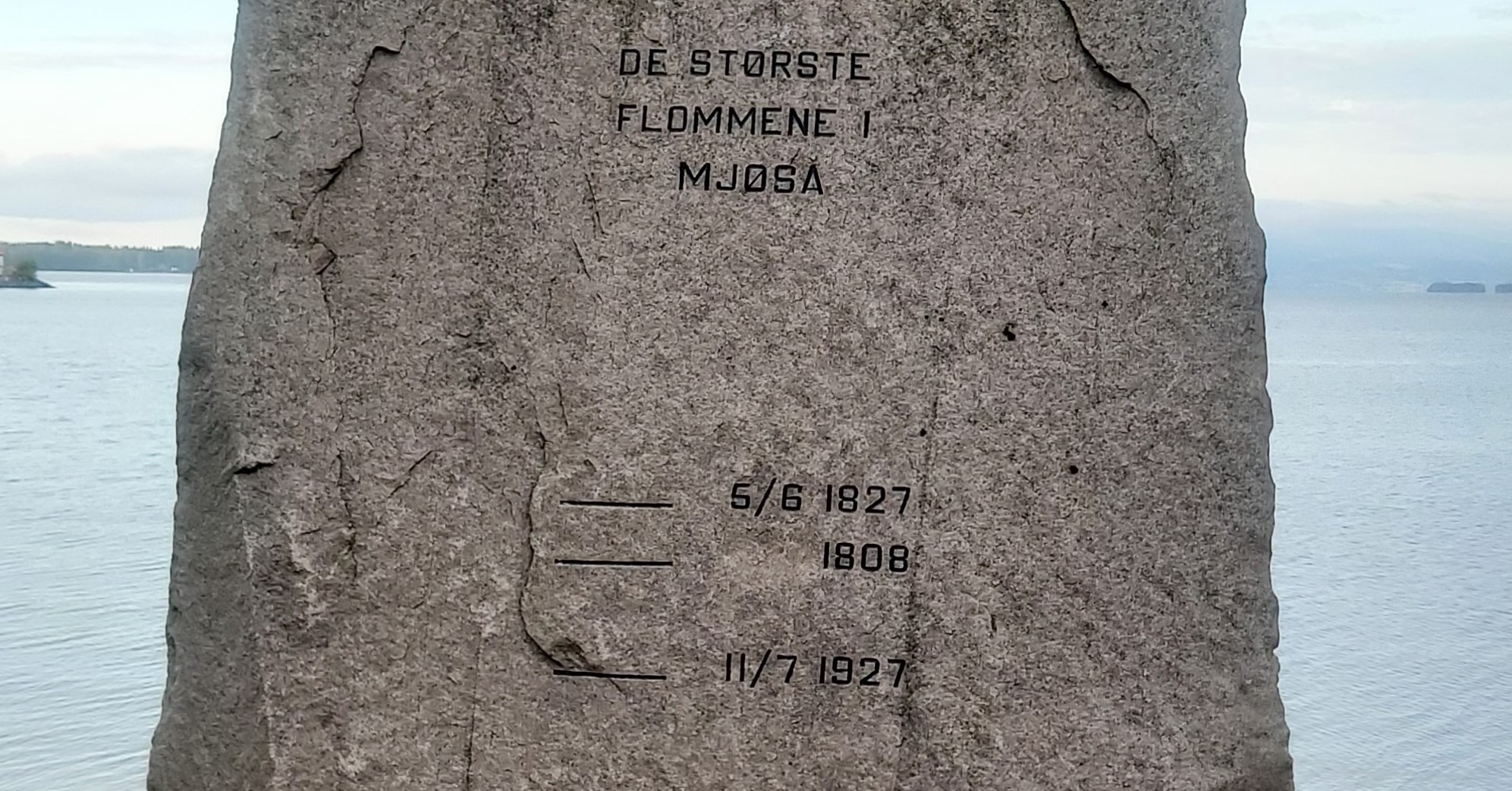 Flomsteinen i Hamar&nbsp;<span>(+)</span>