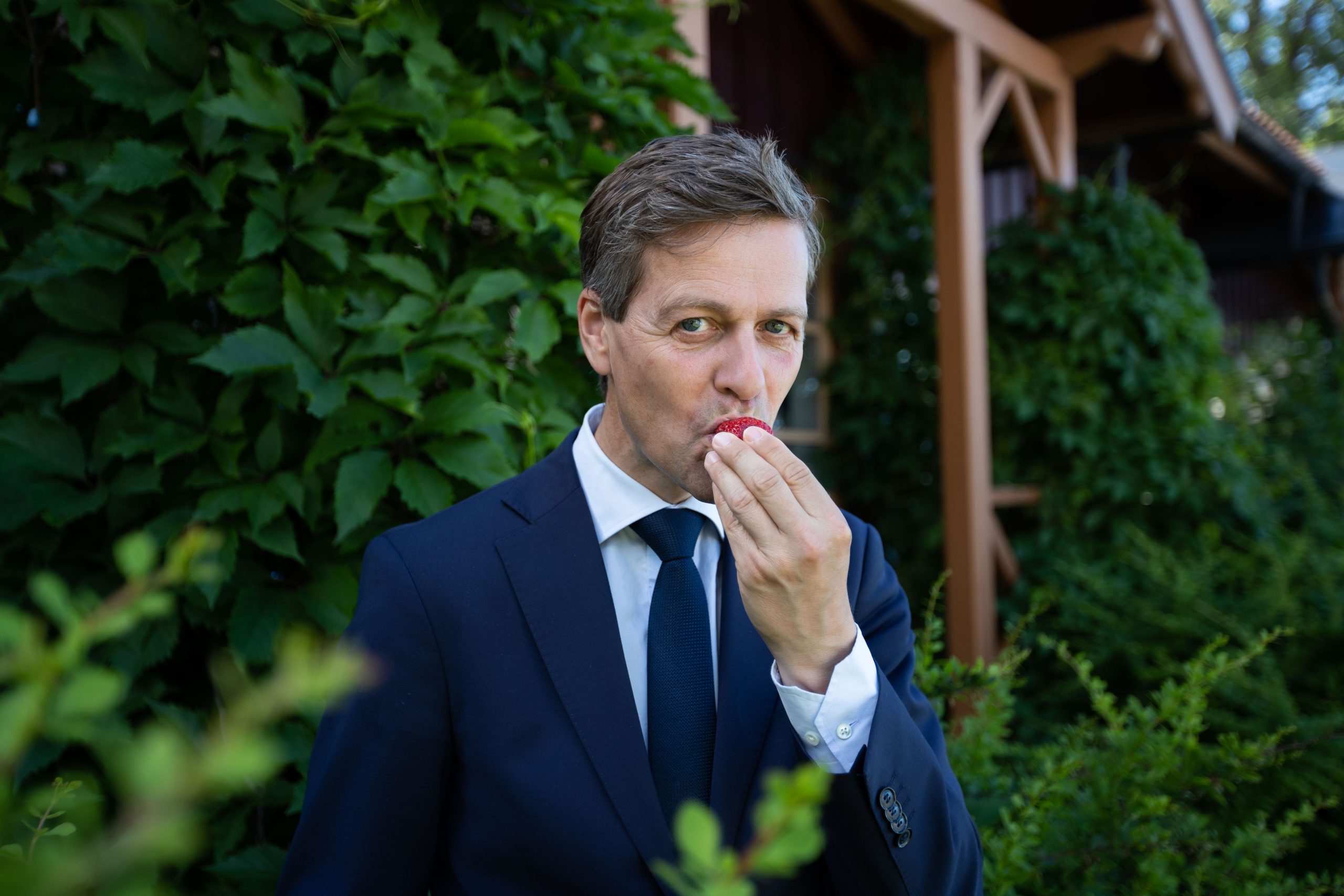 Hareide krever nullutslipp for nye biler i offentlig sektor fra nyttår&nbsp;<span>(+)</span>