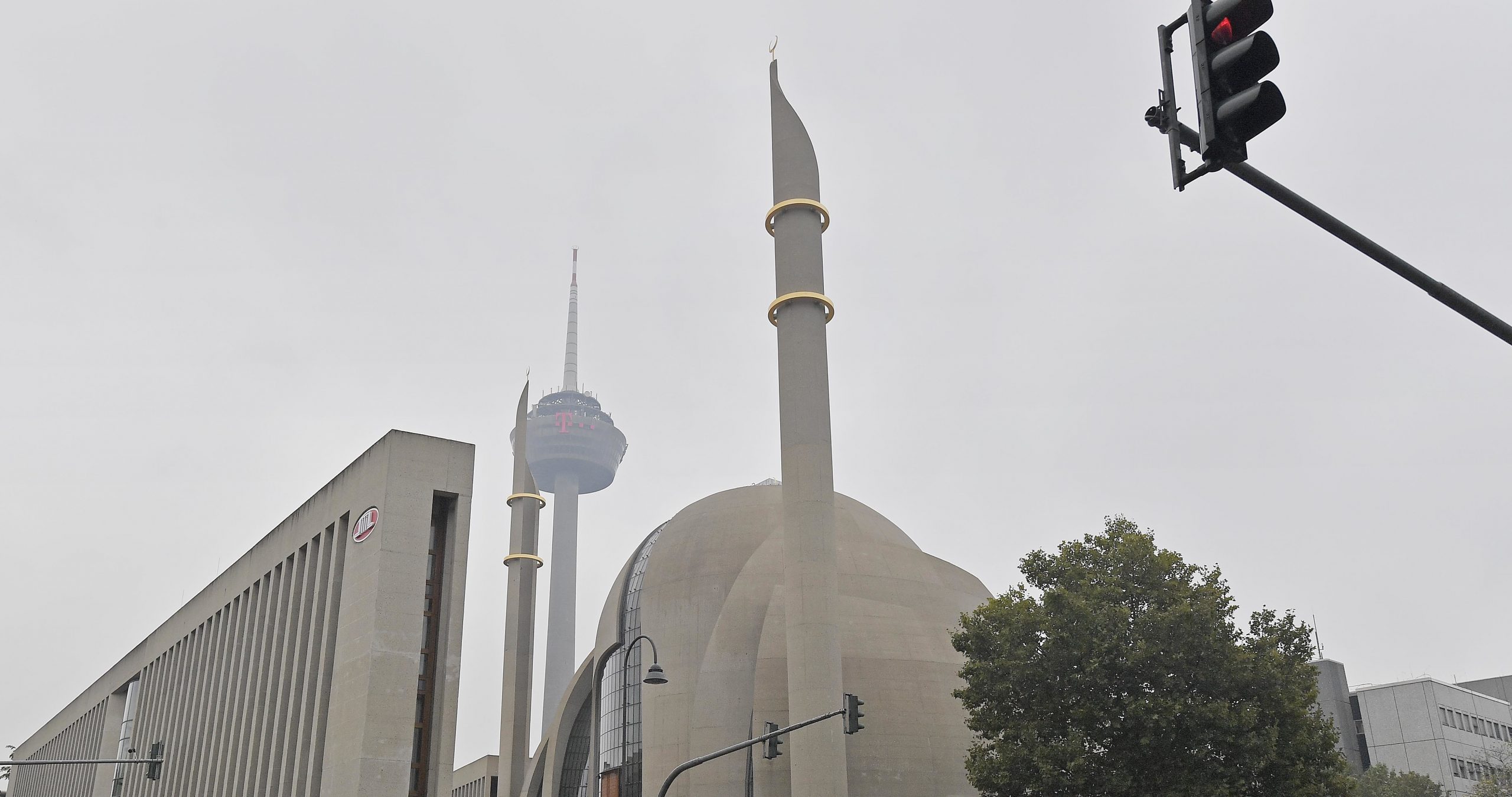 Tyskland: Bønnerop er ikke som kirkeklokker, mener tre av fire spurte&nbsp;<span>(+)</span>