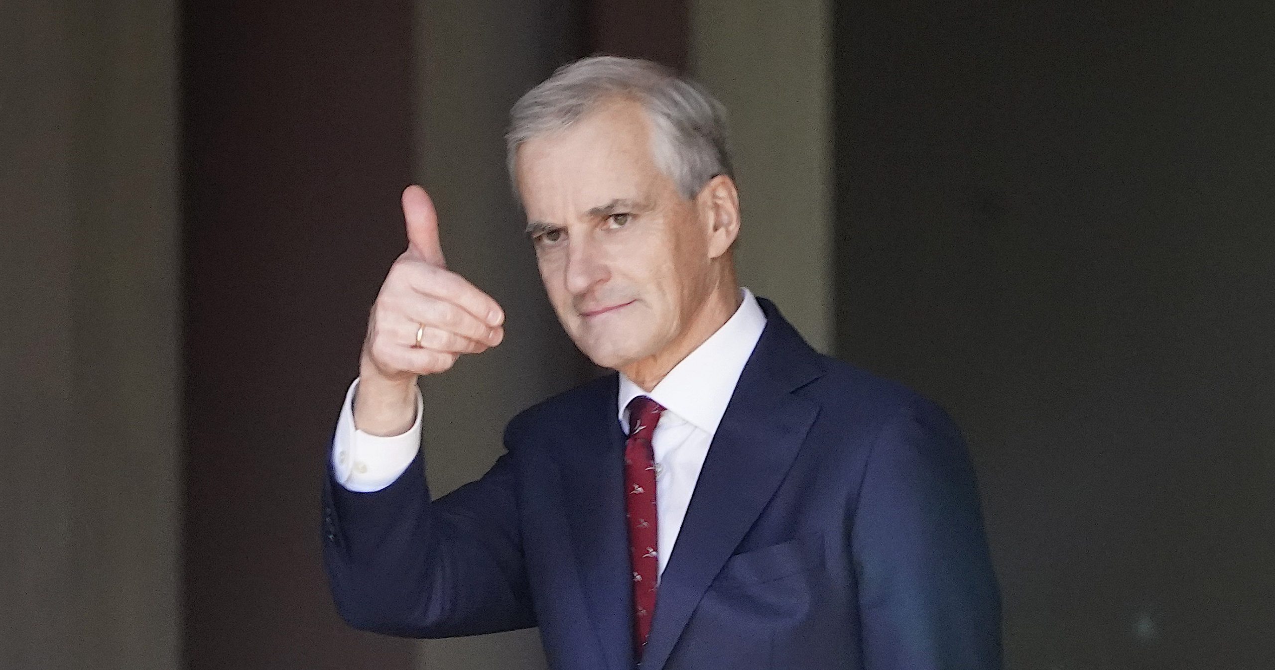 Ap-leder Jonas Gahr Støre møtte kongen – har fått i oppdrag å danne regjering&nbsp;<span>(+)</span>