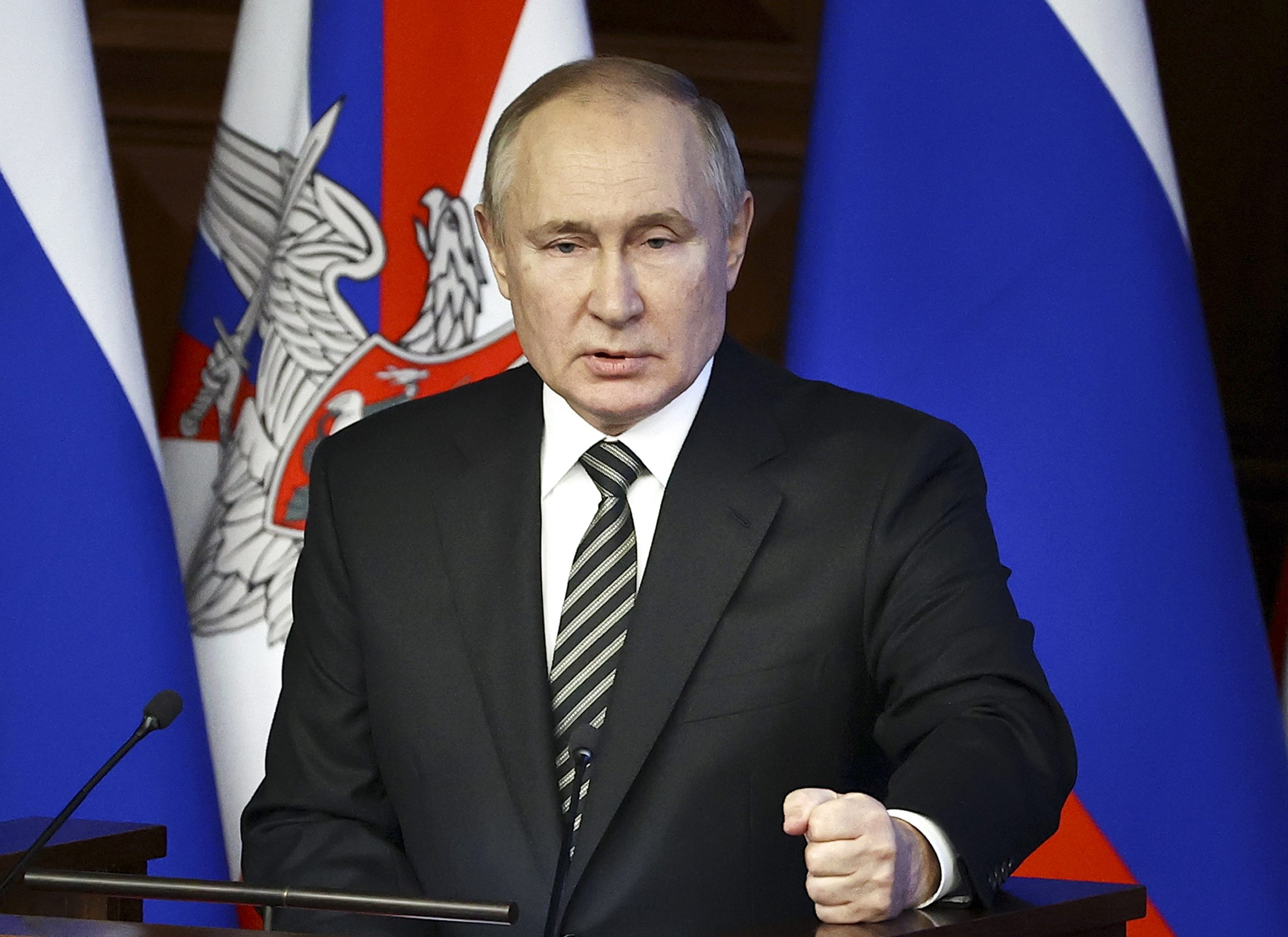 Diktaturets harde neve: Russland forbyr menneskerettighets&shy;gruppe&nbsp;<span>(+)</span>