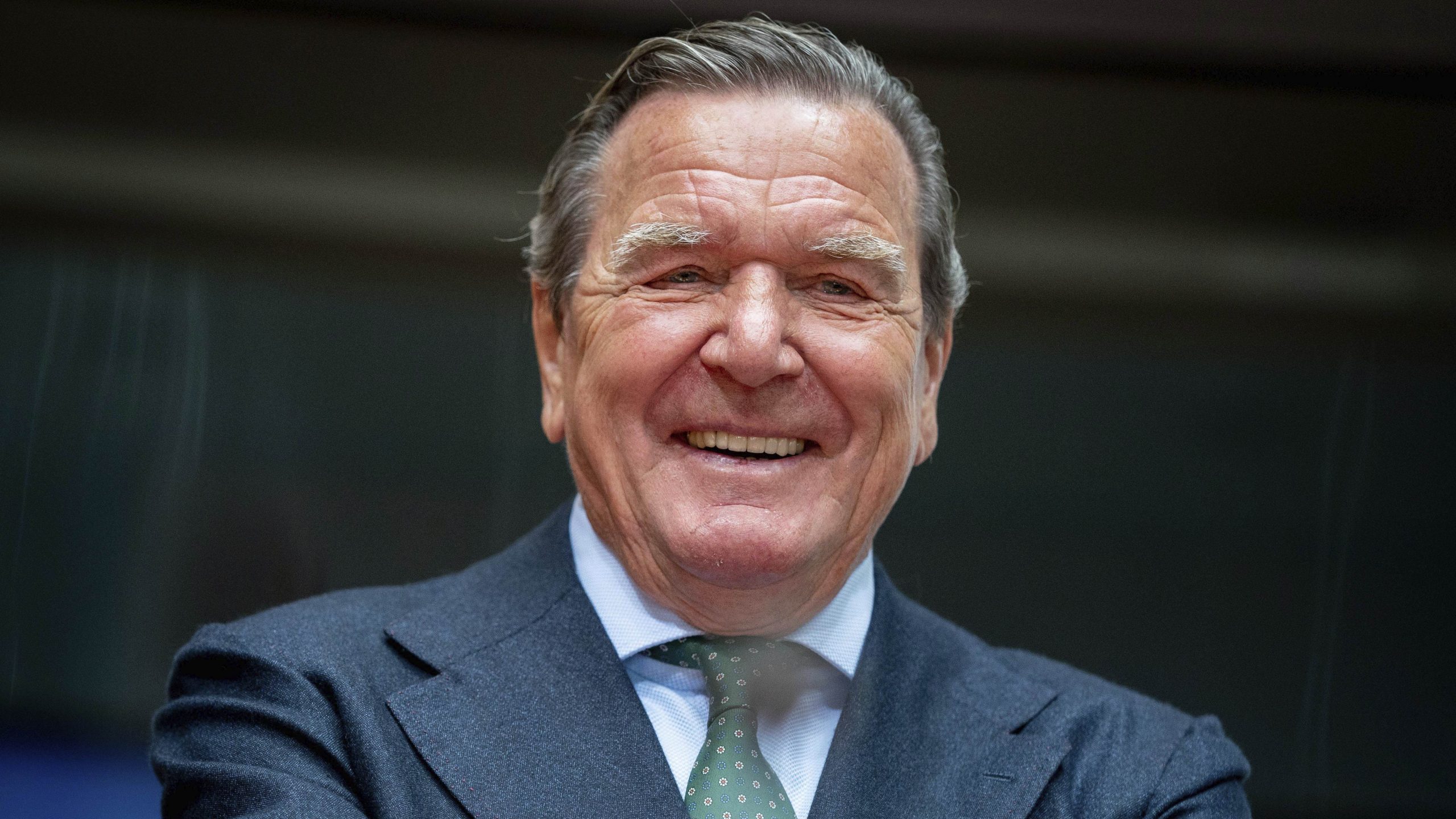 Schröder angrer ingenting og blir værende på team Putin&nbsp;<span>(+)</span>