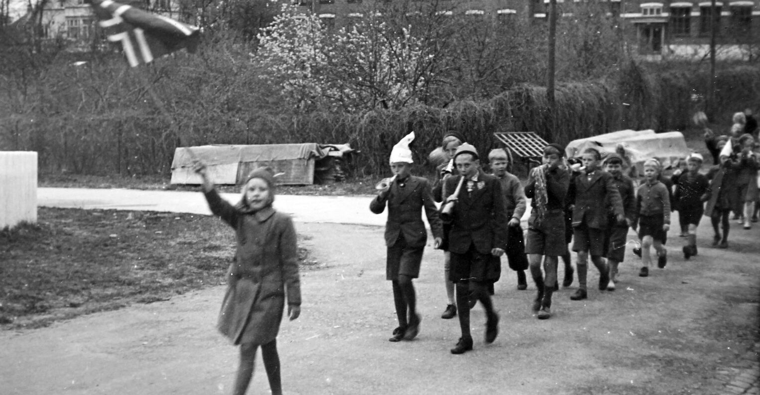 Barnetog i Tønsberg, 17. mai 1943&nbsp;<span>(+)</span>
