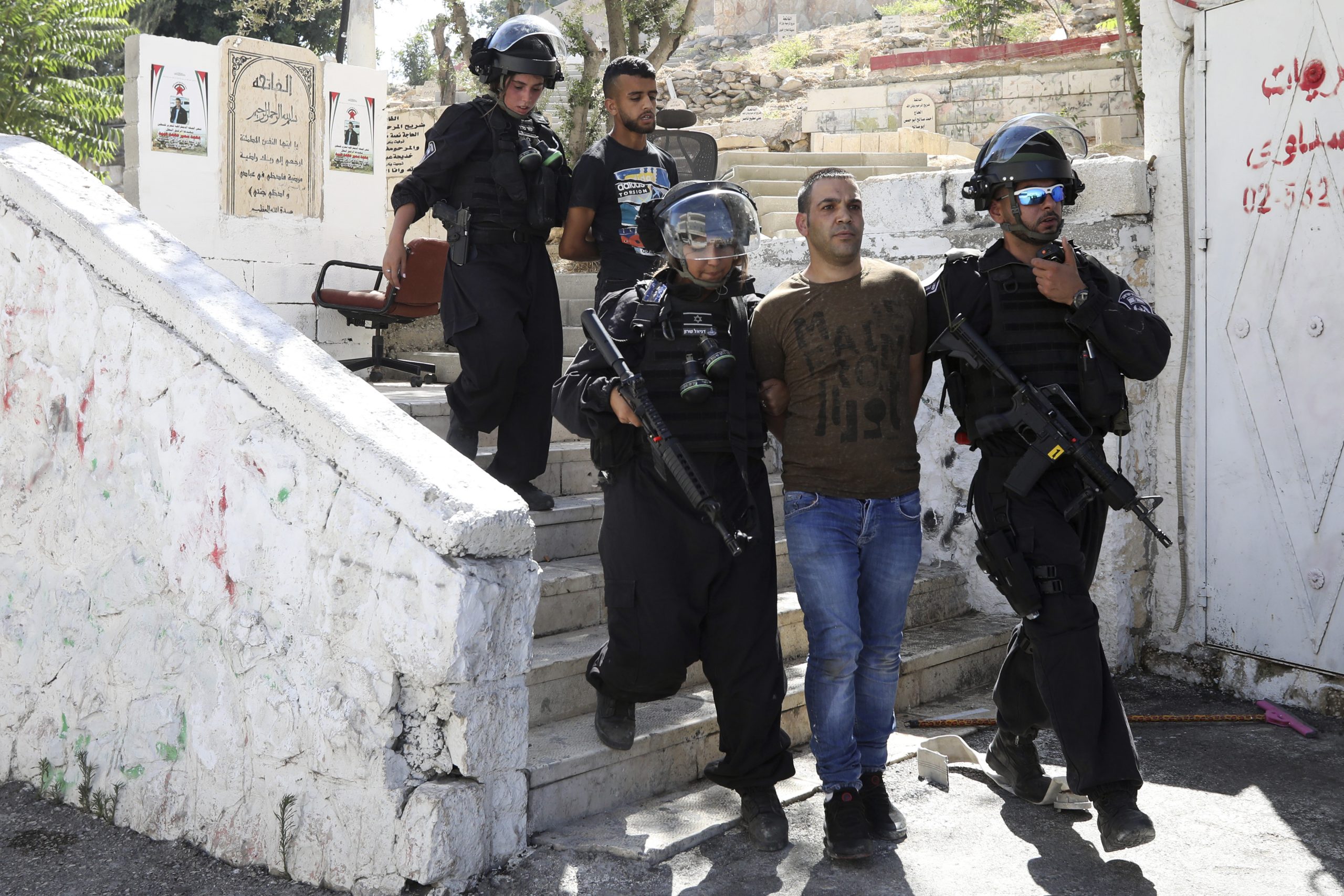 Roses av Hamas: Tre drept i palestinsk terrorangrep i Israel&nbsp;<span>(+)</span>