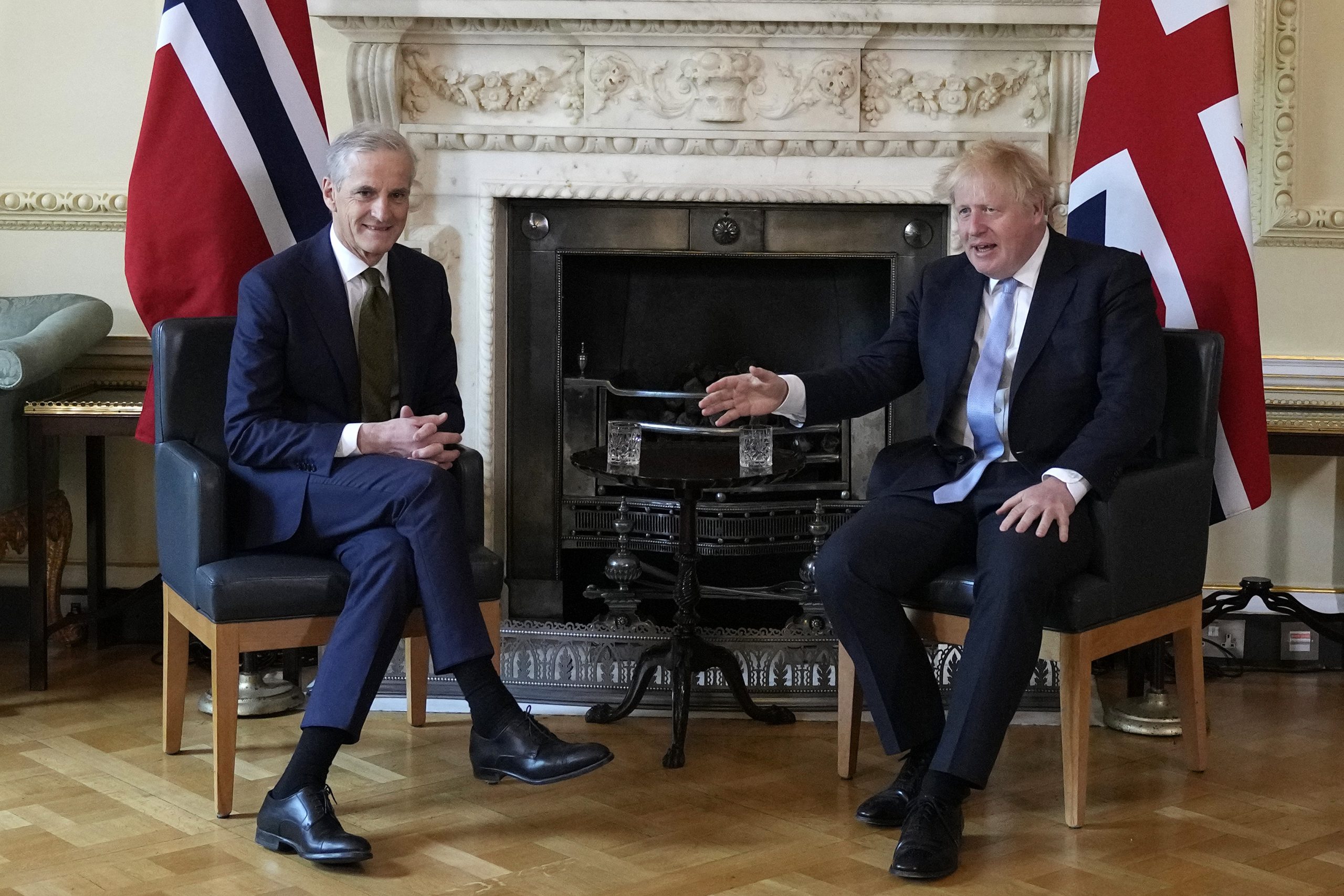 Storbritannia og Norge har undertegnet samarbeids­erklæring&nbsp;<span>(+)</span>