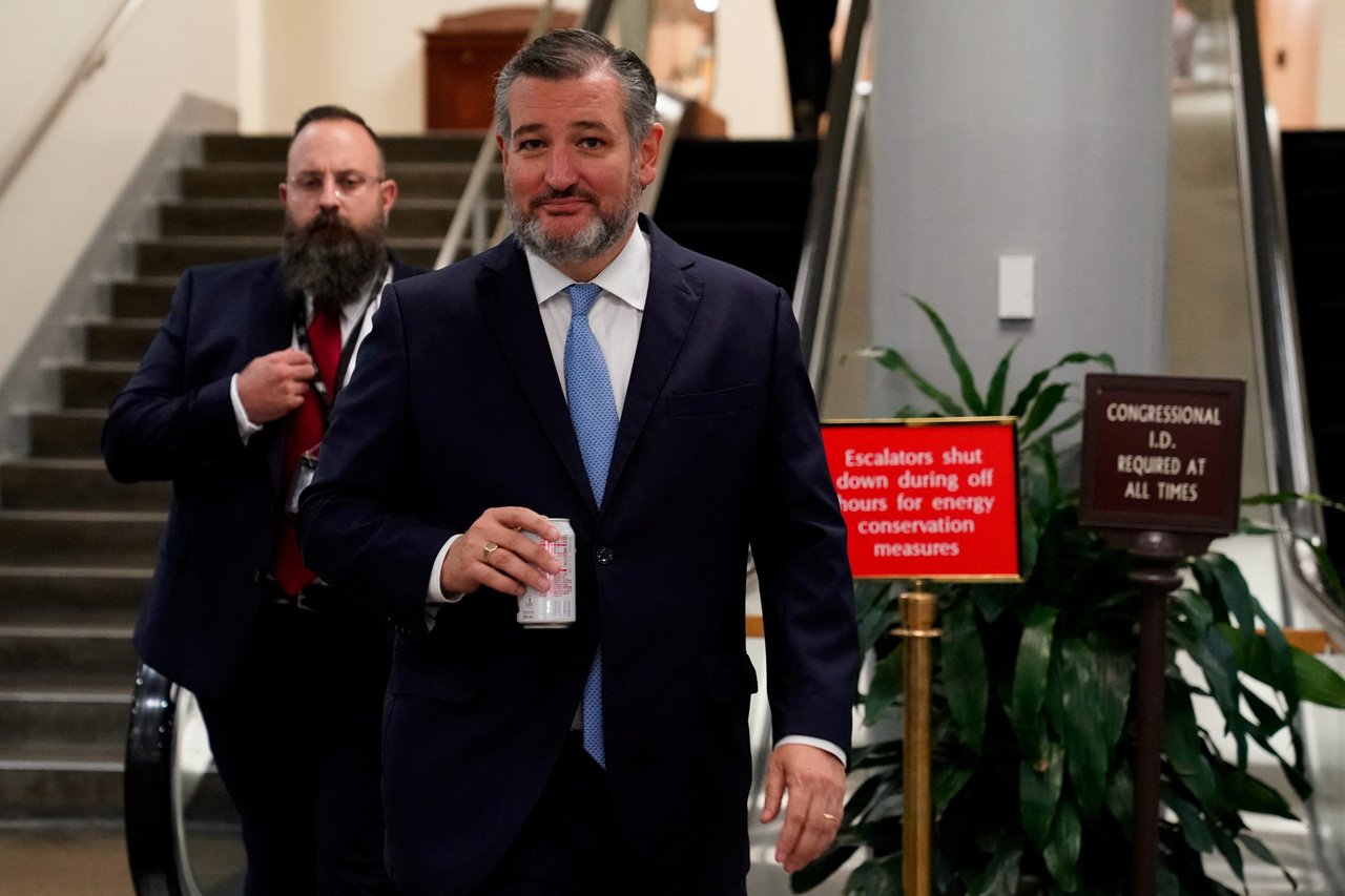 Ted Cruz bøyer seg for Demokratene og sørger for at en ny medielov vedtas i Senatet&nbsp;<span>(+)</span>
