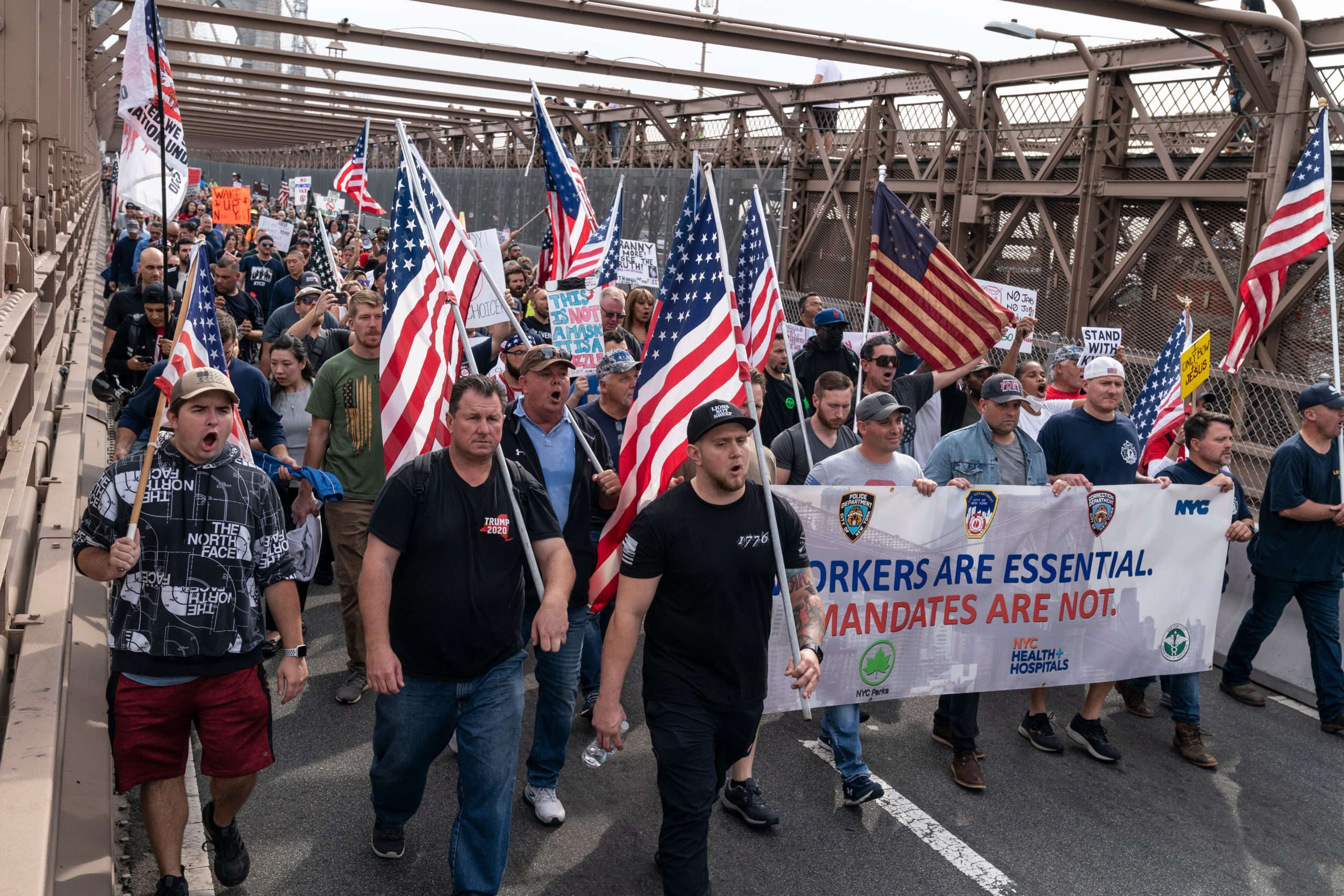 Påbud om korona­vaksinering var ulovlig, fastslår dommer i New York&nbsp;<span>(+)</span>