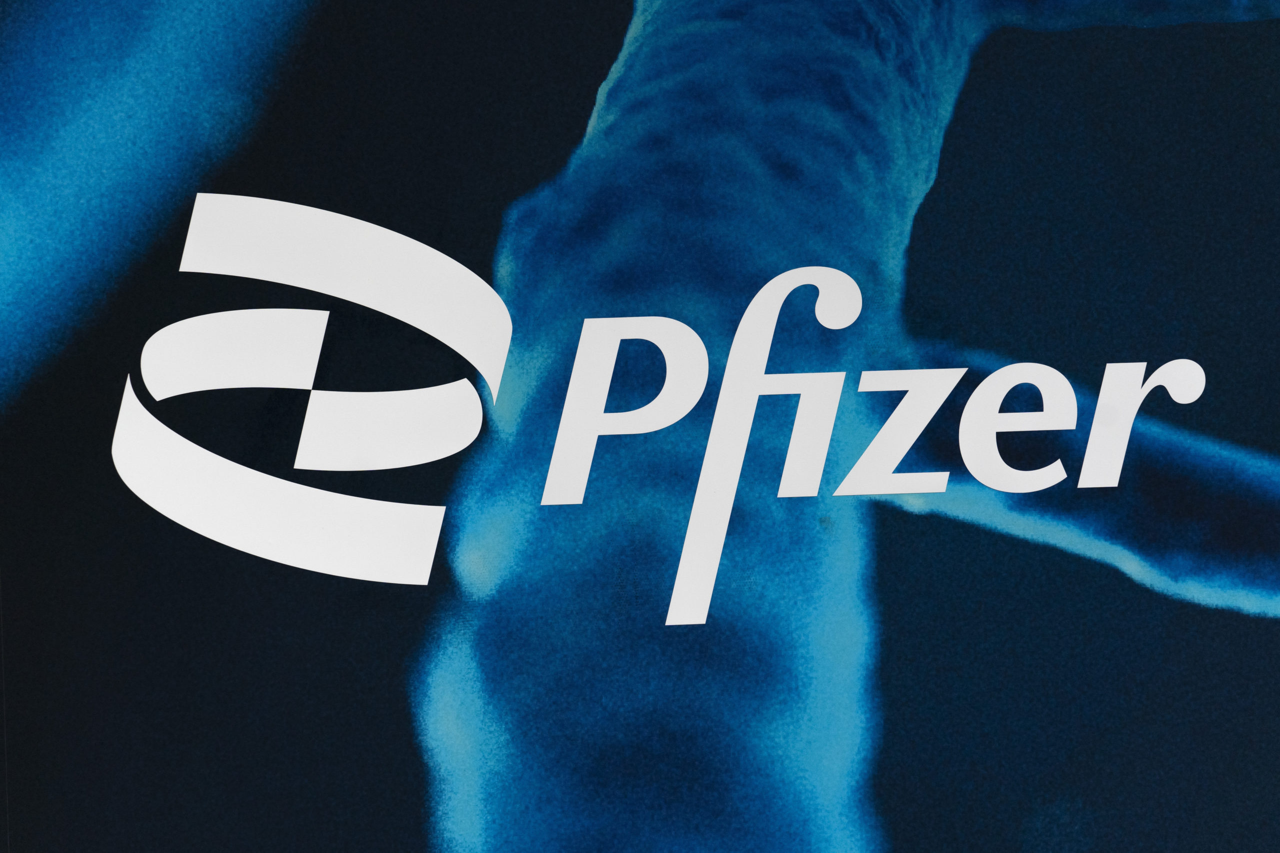 Pfizer synes å avkrefte at vaksinens effektivitet mot smitte ble testet&nbsp;<span>(+)</span>