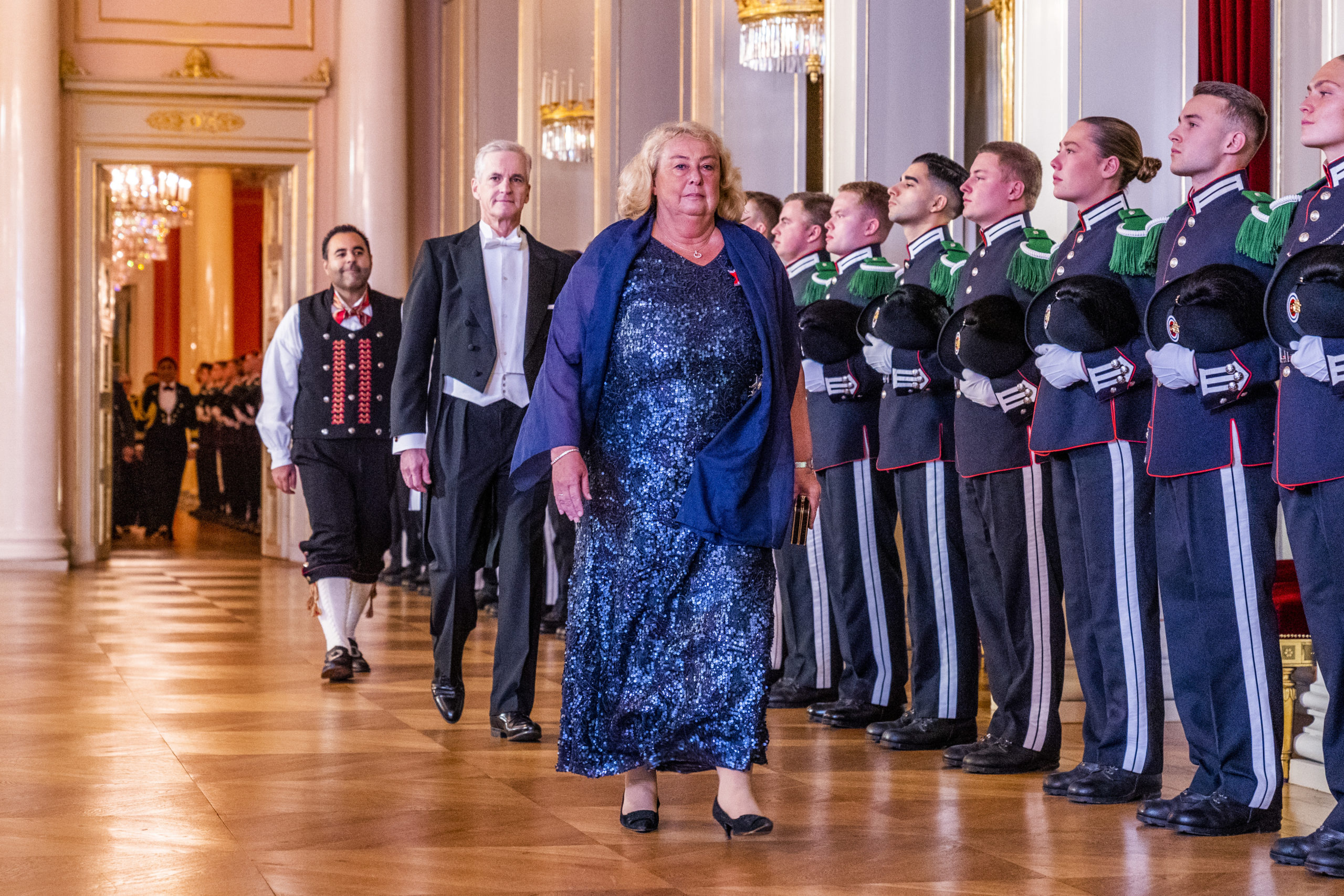 Støre opptrer som «Titanic»-musiker. Er det ingen hjemme i Ap?&nbsp;<span>(+)</span>