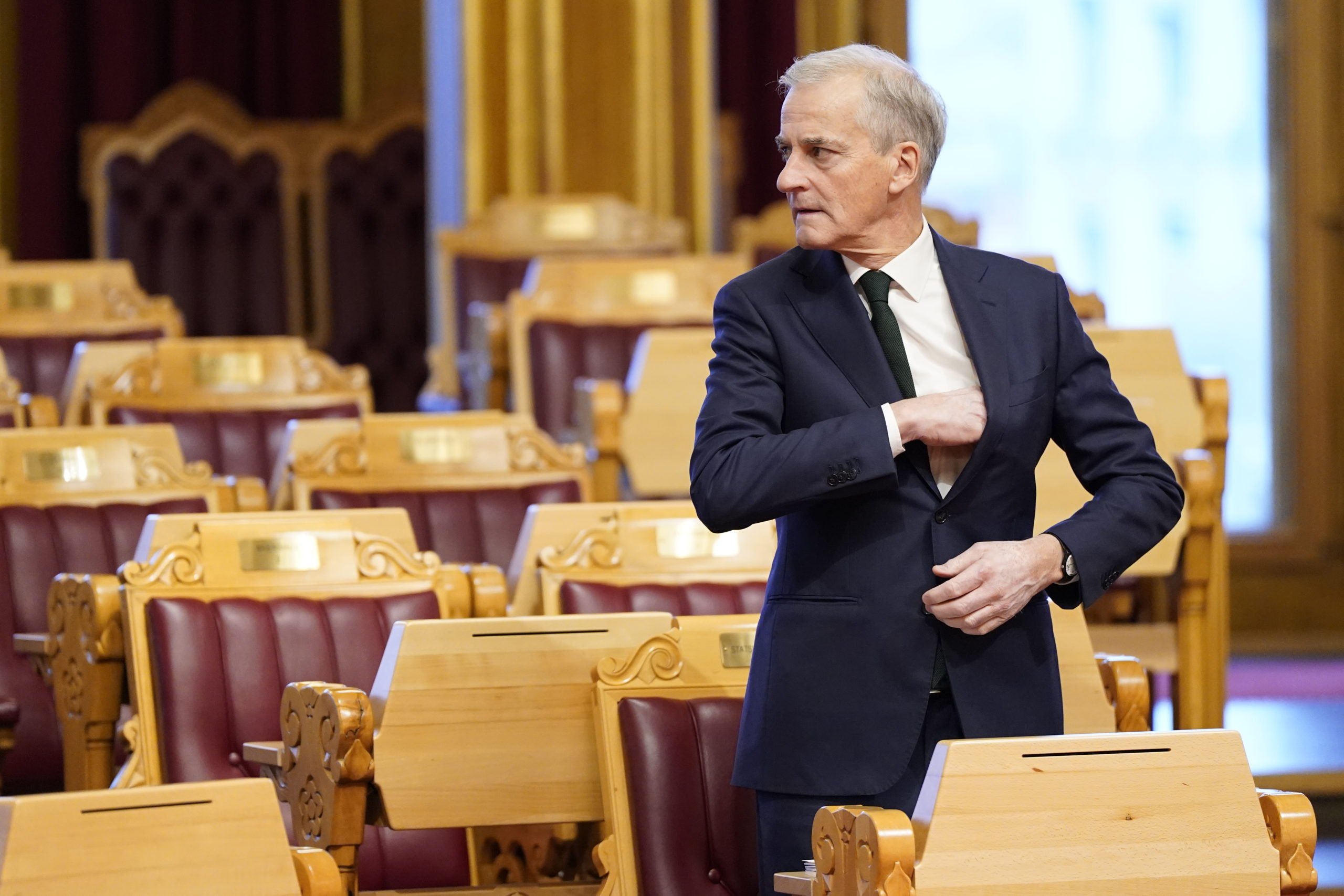 Støre nekter for koordinert angrep på Giske&nbsp;<span>(+)</span>