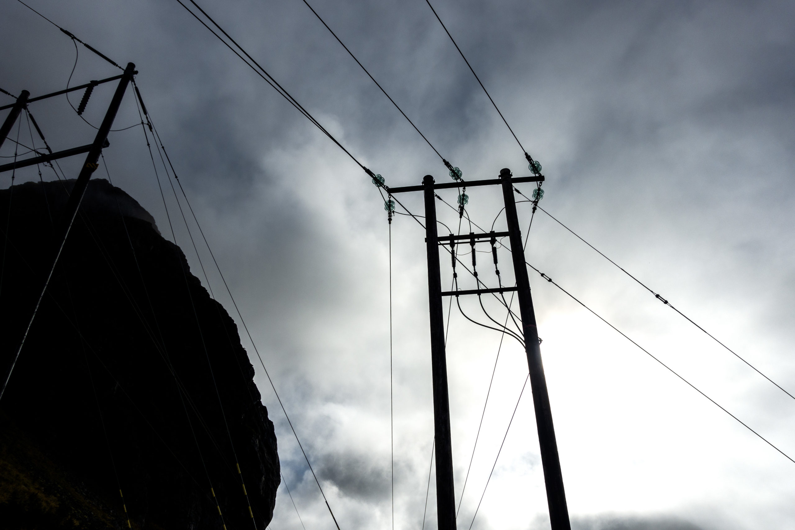 Alternativ energi&shy;kommisjon ønsker norsk kontroll over utenlands&shy;kablene. – En virkelighet som ikke lenger finnes, sier regjeringen&nbsp;<span>(+)</span>