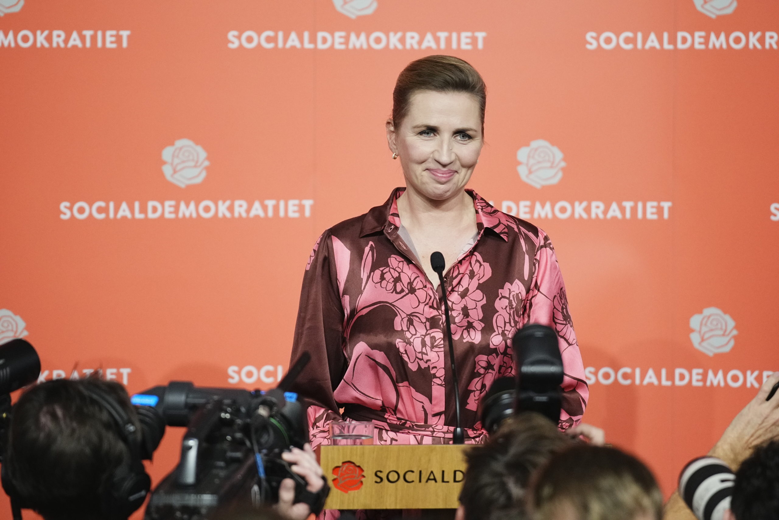 Frederiksen vil ha samlingsregjering, til tross for rødt flertall&nbsp;<span>(+)</span>