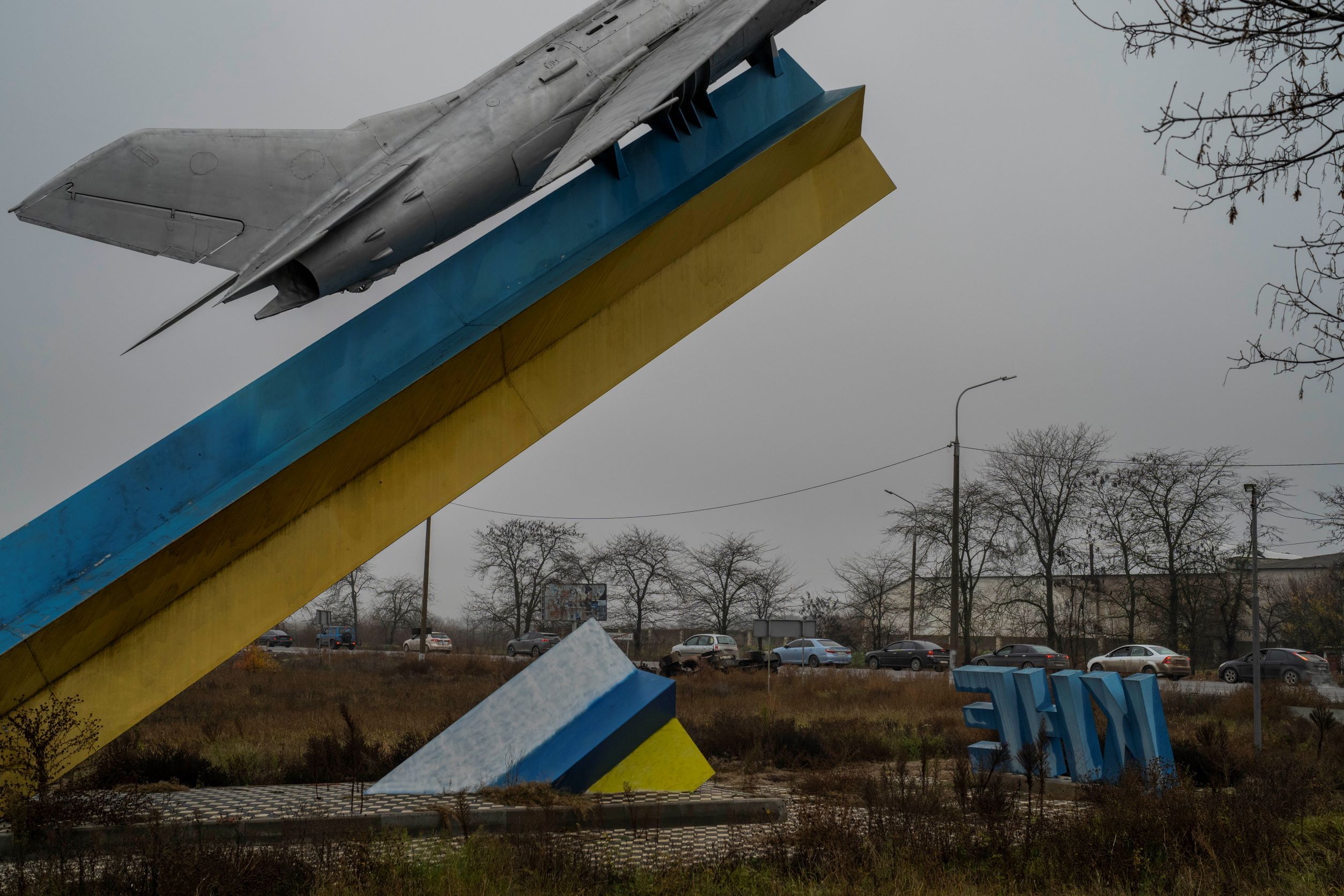 Sivile flykter fra russisk bombing i Kherson&nbsp;<span>(+)</span>