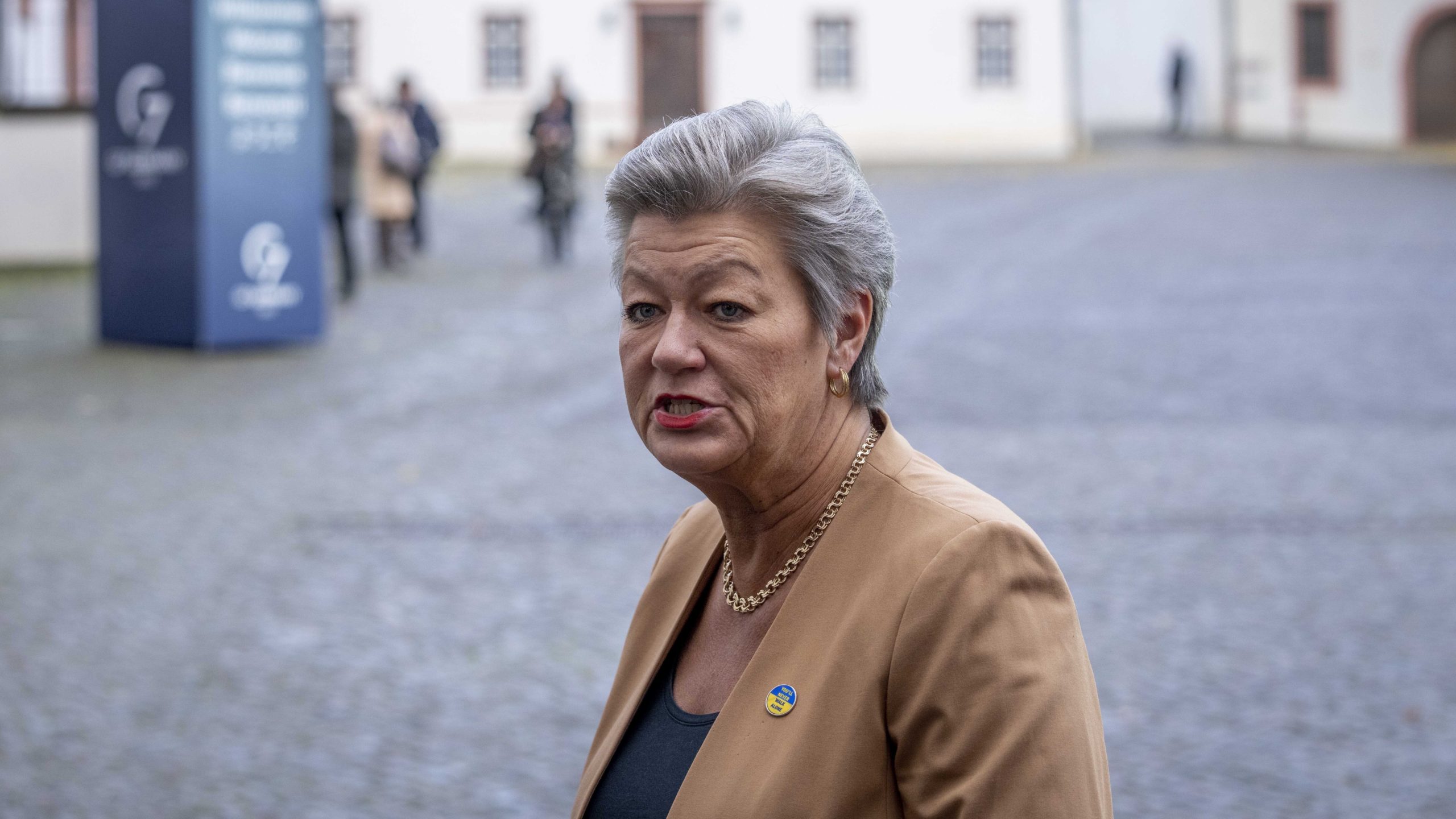 EUs innenriks­kommissær: – Båtmigrantene har ikke beskyttelses­behov&nbsp;<span>(+)</span>