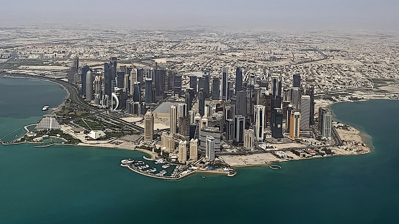 Qatar truer EU med gasskutt etter å ha blitt satt i fryse­boksen på grunn av Qatargate&nbsp;<span>(+)</span>