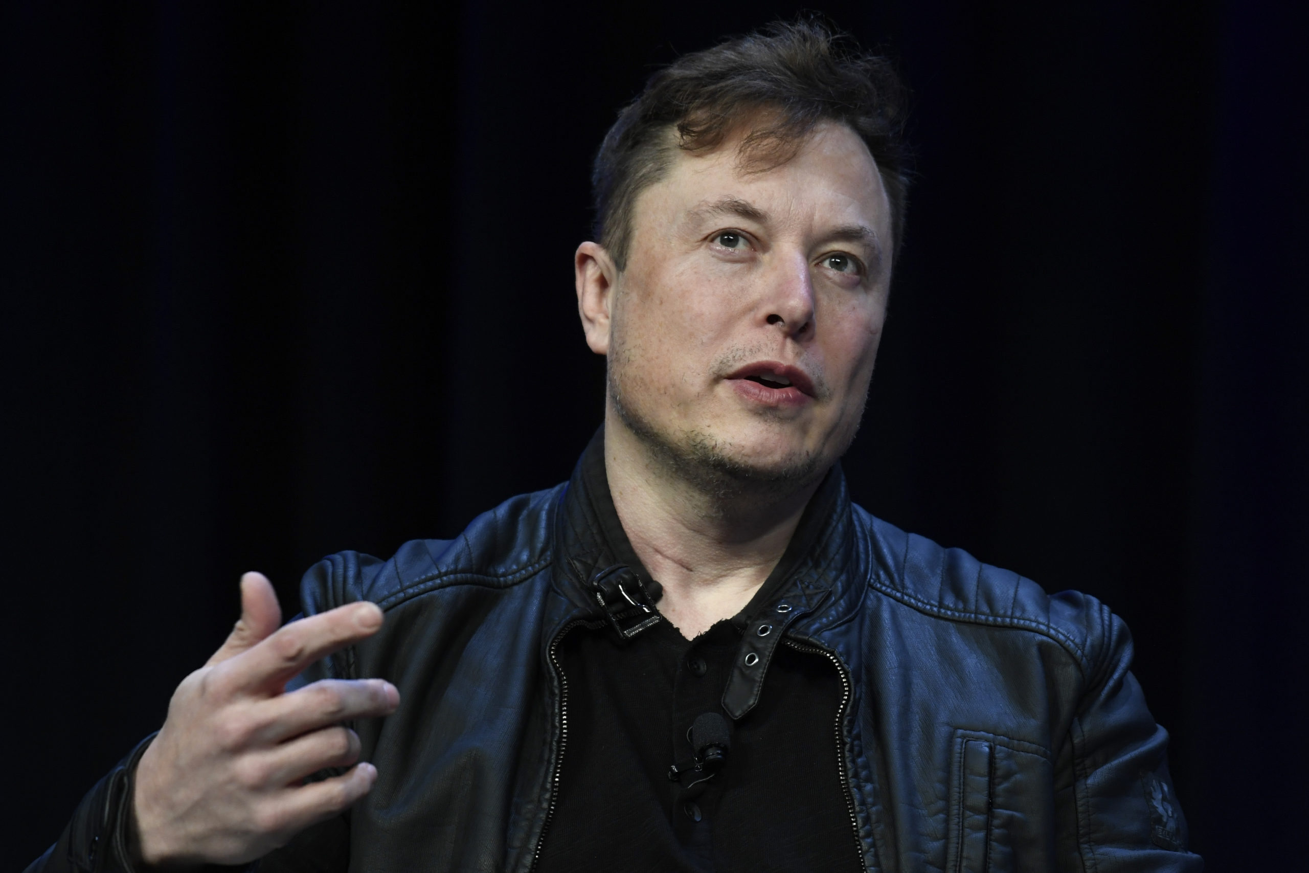 Musk spør brukerne på Twitter om han bør gå av&nbsp;<span>(+)</span>