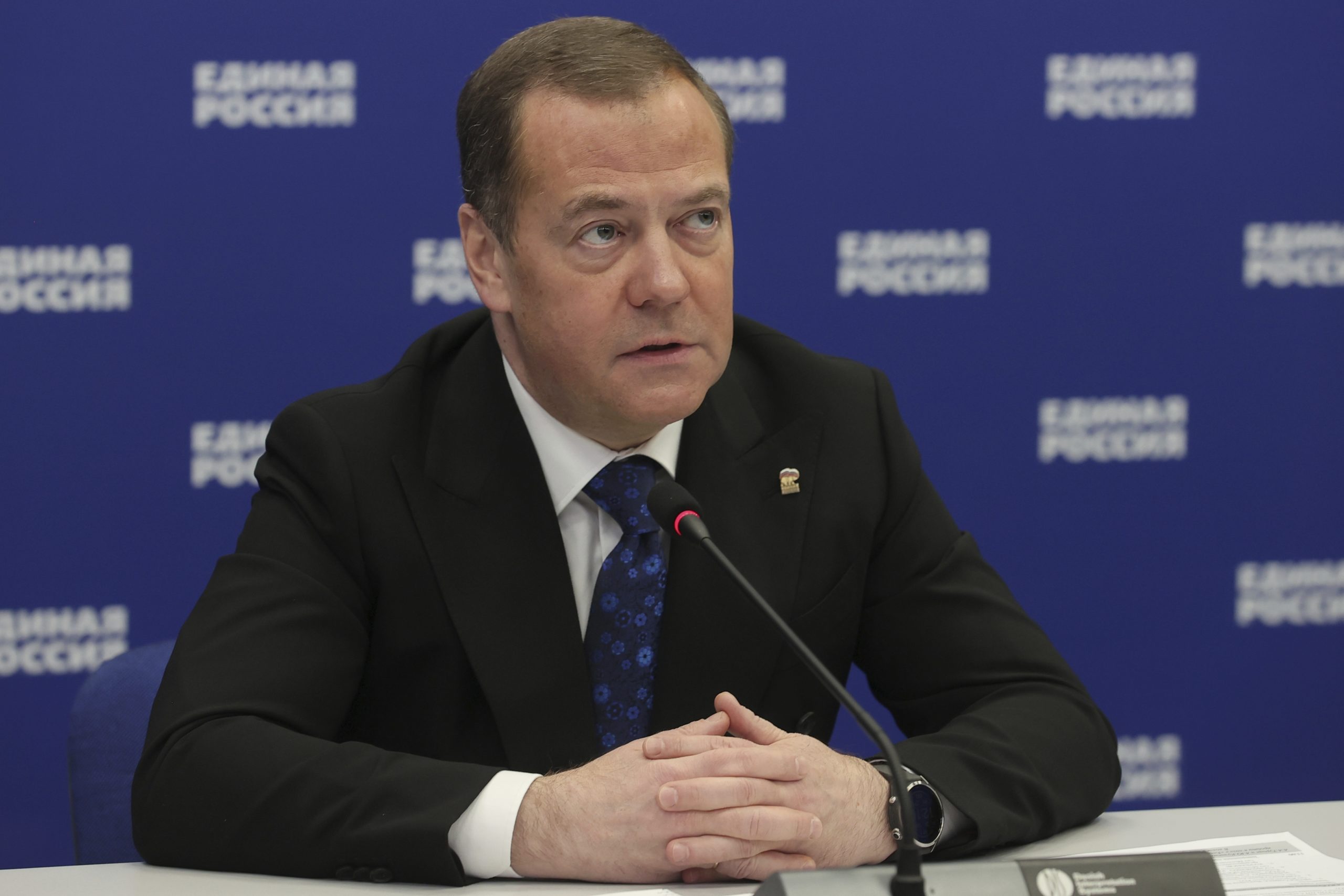 Russlands tidligere statsminister med spådommer for 2023&nbsp;<span>(+)</span>