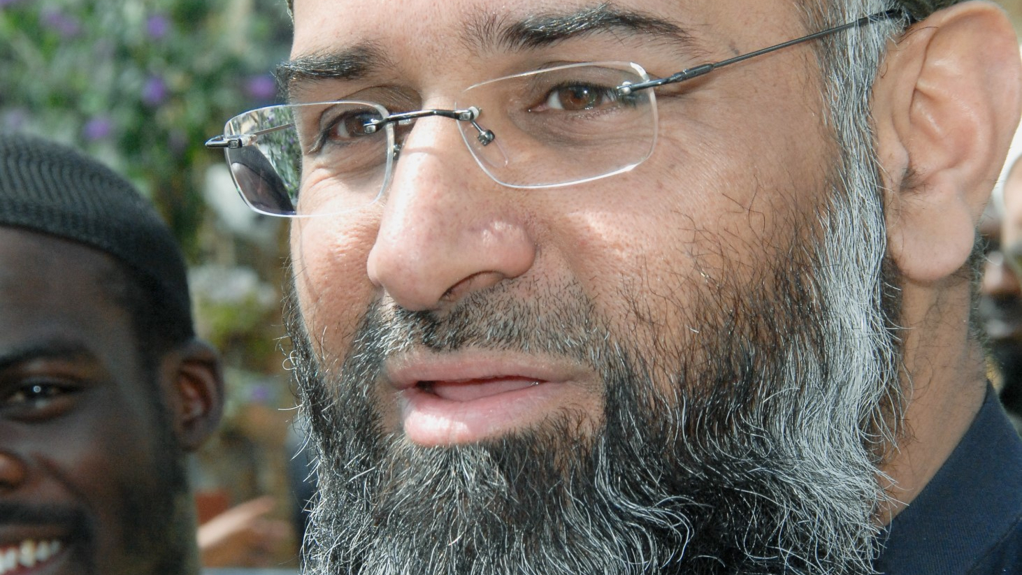 Etter Harry-memoarene: Britisk hatpredikant oppfordrer til jihad mot soldater&nbsp;<span>(+)</span>