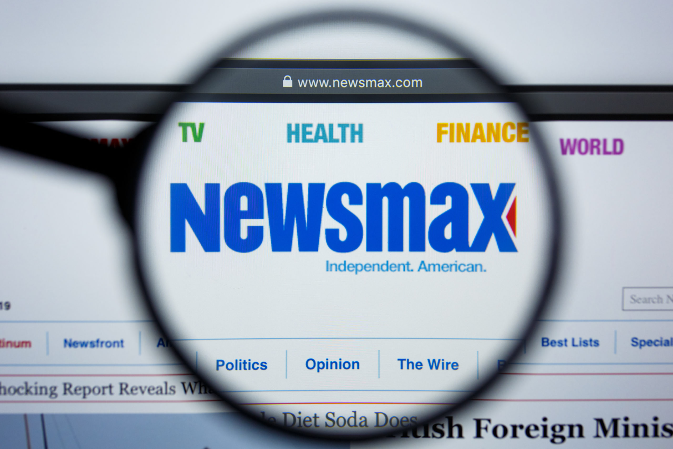 AT&T har kansellert den konservative nyhets­kanalen Newsmax&nbsp;<span>(+)</span>