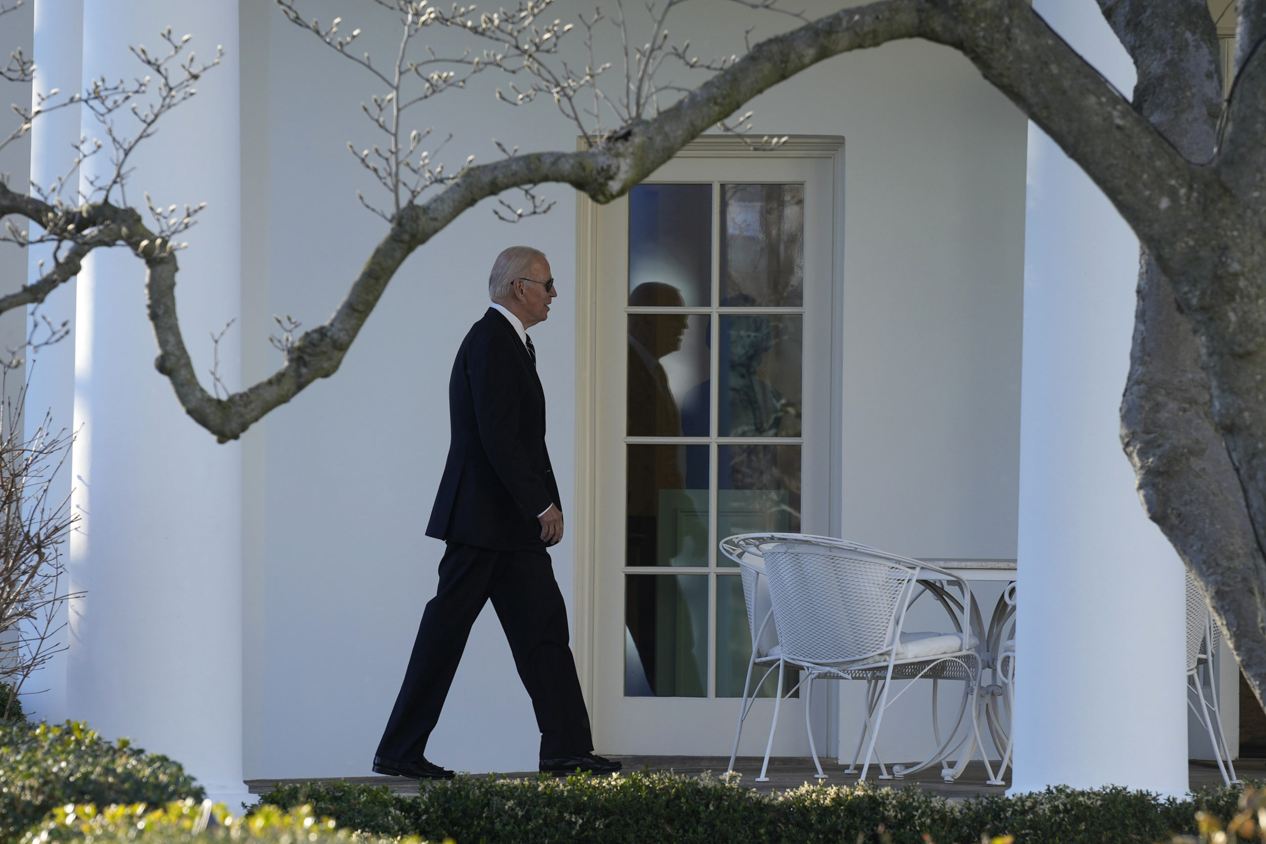 Biden opphever koronaunntakstilstanden i USA etter krav fra Kongressen&nbsp;<span>(+)</span>
