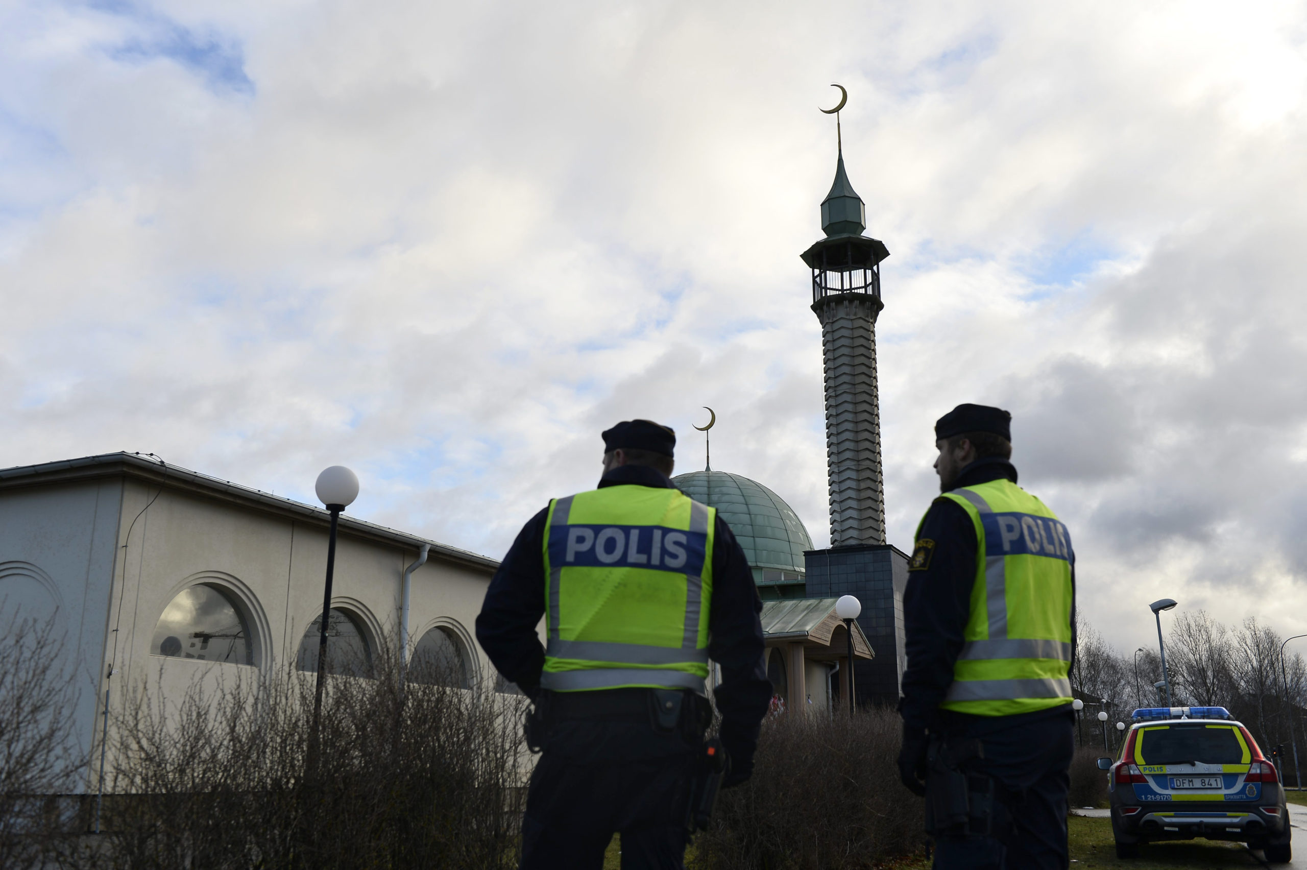 Muslimer i Sverige har oppdaget: Staten eier barna dine, du har dem bare til låns&nbsp;<span>(+)</span>