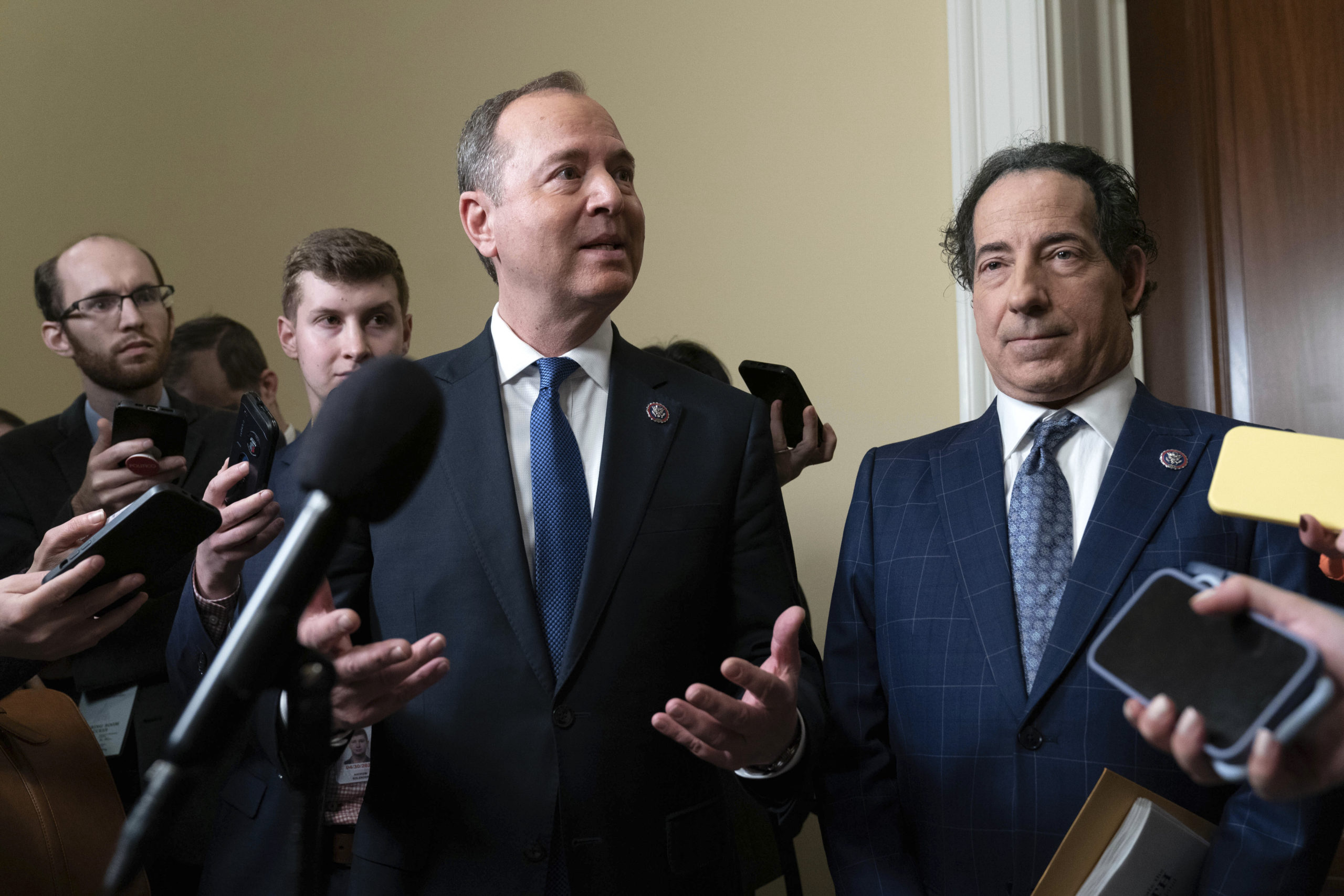 Ron Paul: Adam Schiff bør ekskluderes fra Kongressen&nbsp;<span>(+)</span>