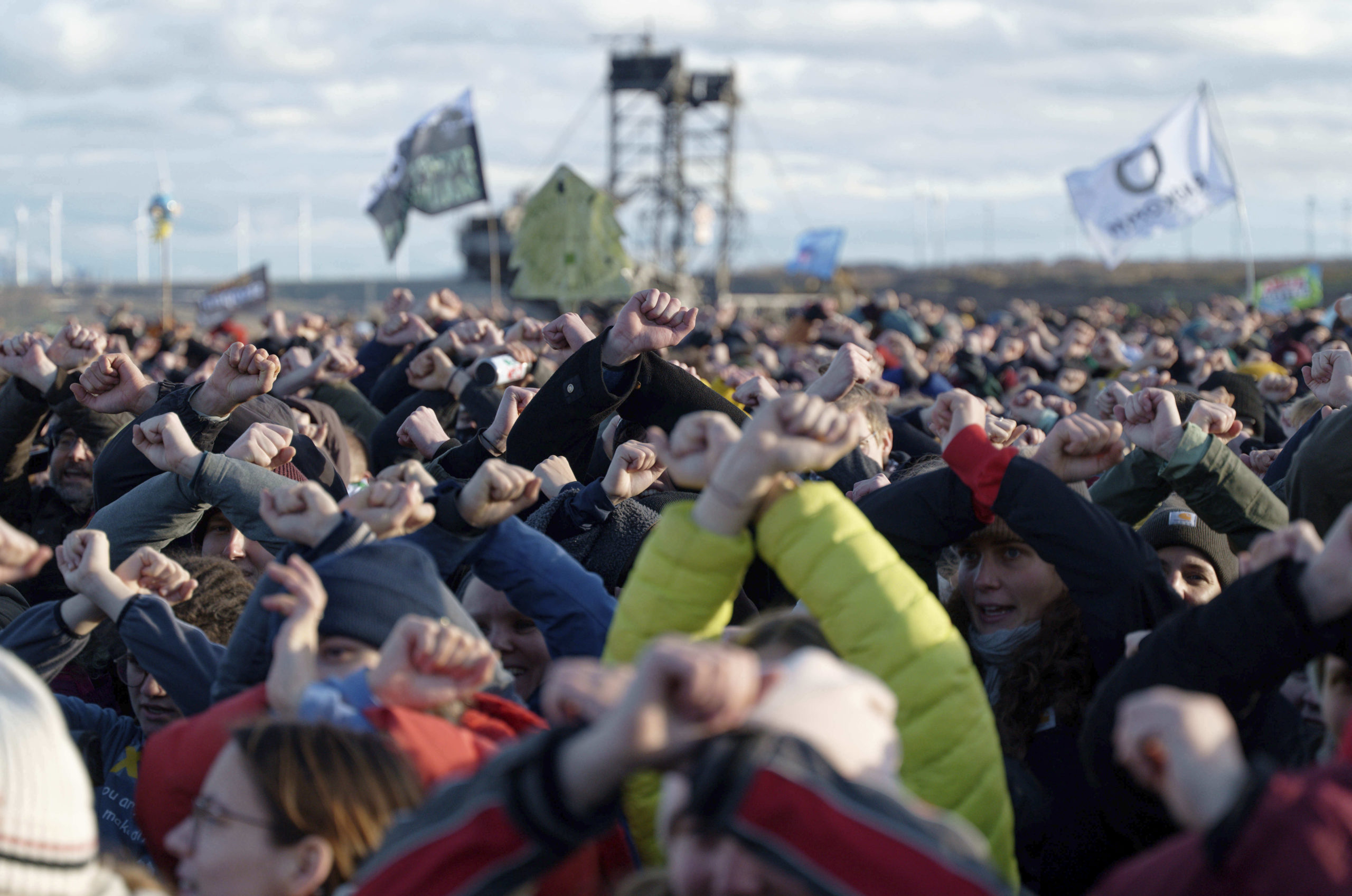 Klimaaktivister demonstrerer mot utbygging av kullgruve i Tyskland&nbsp;<span>(+)</span>