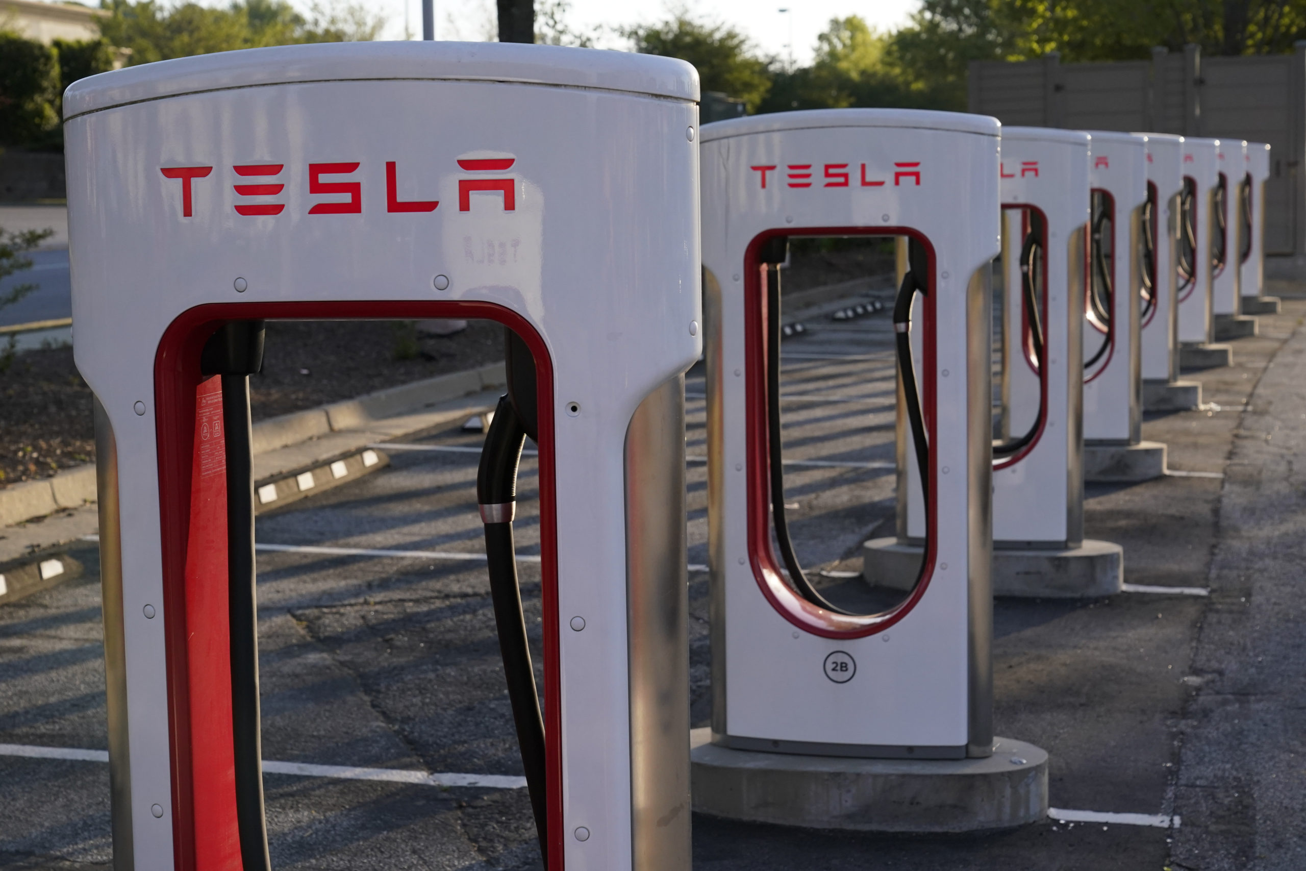 Oljefondet kjøpte Tesla-aksjer mens kursen stupte&nbsp;<span>(+)</span>