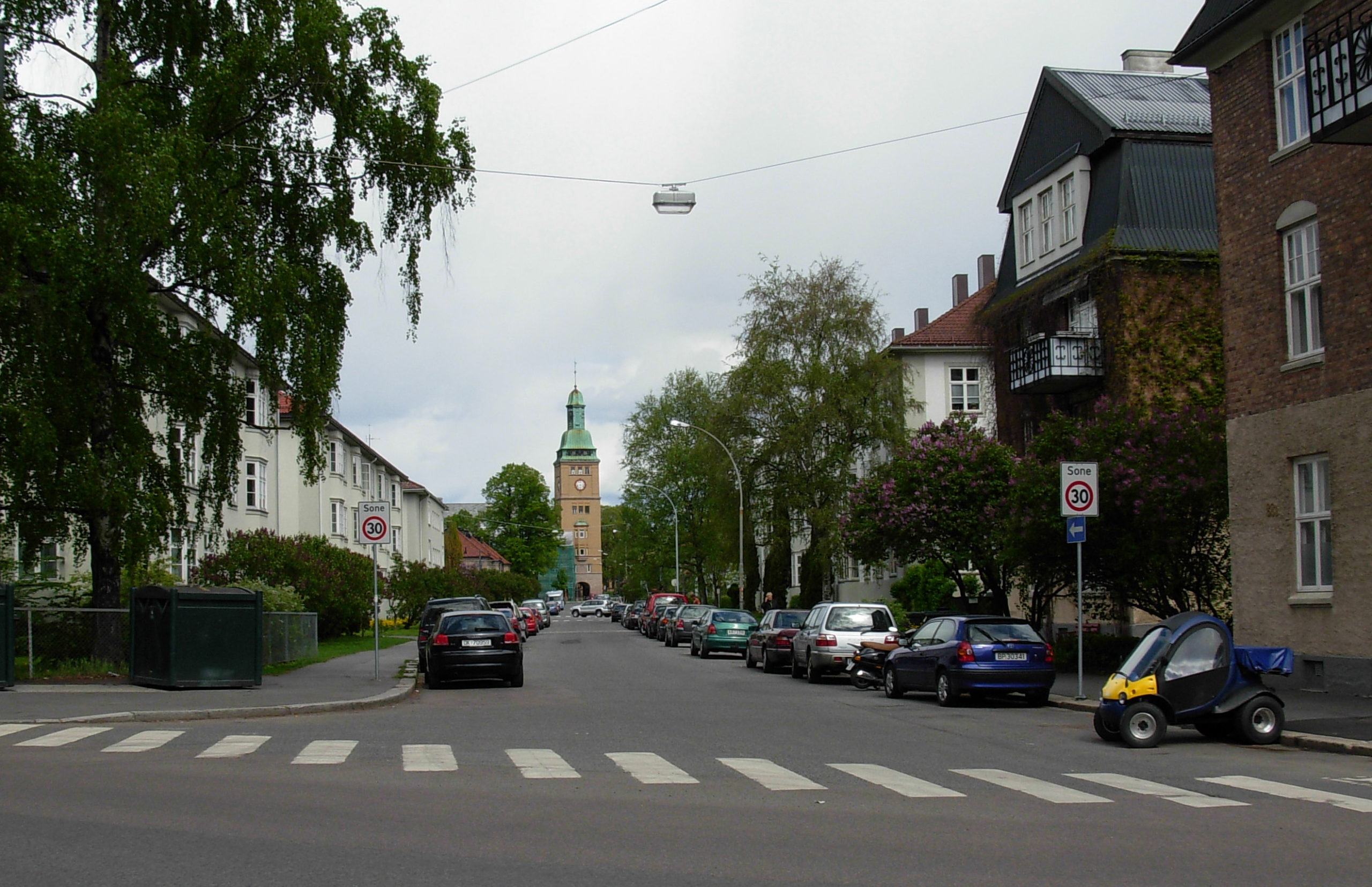 Oslofolk blir tvunget til å selge bilen – parkeringsplasser må vike for sykkelfelt&nbsp;<span>(+)</span>