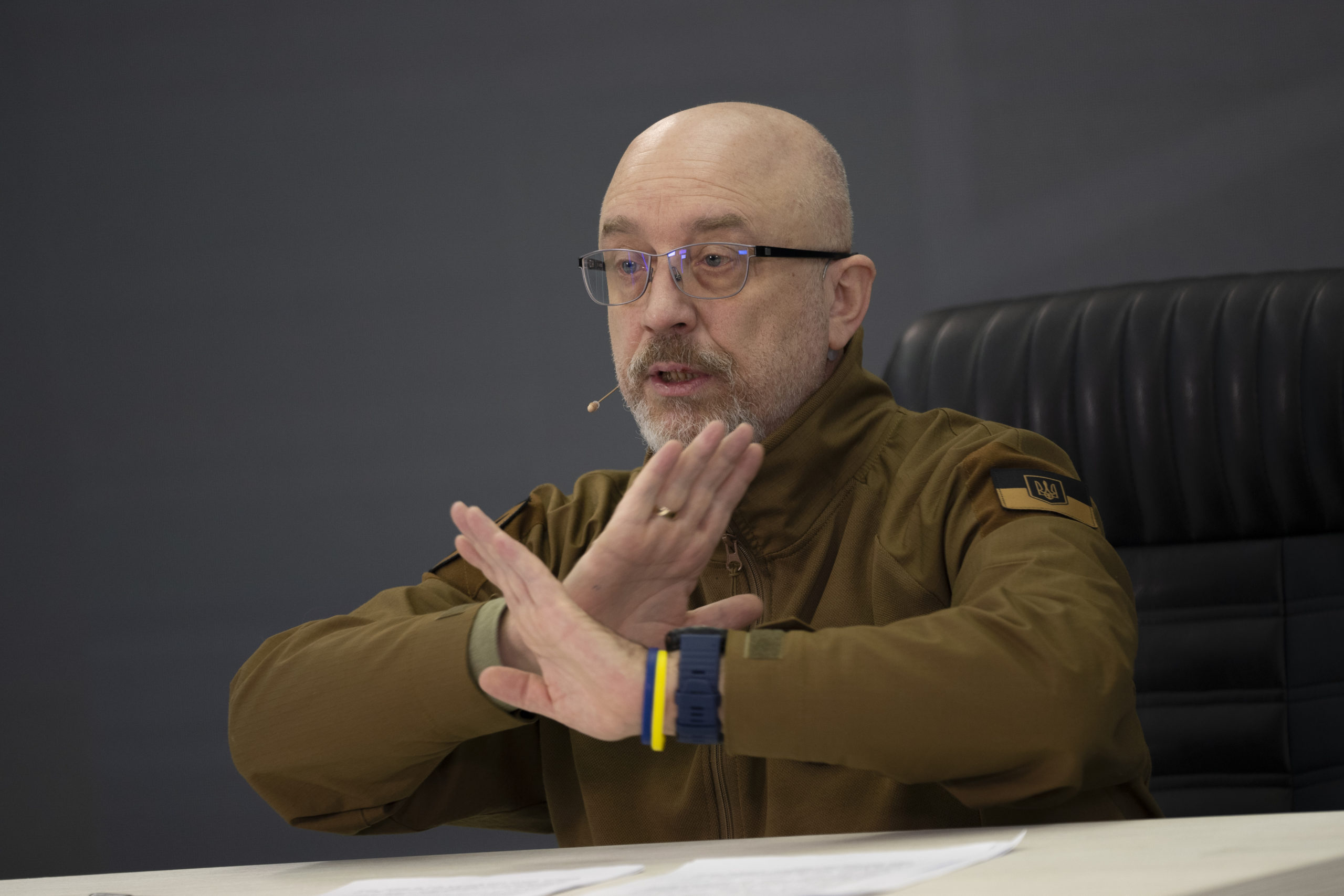 Ukrainas forsvarsminister kommer med uvanlig antydning om tapstall&nbsp;<span>(+)</span>