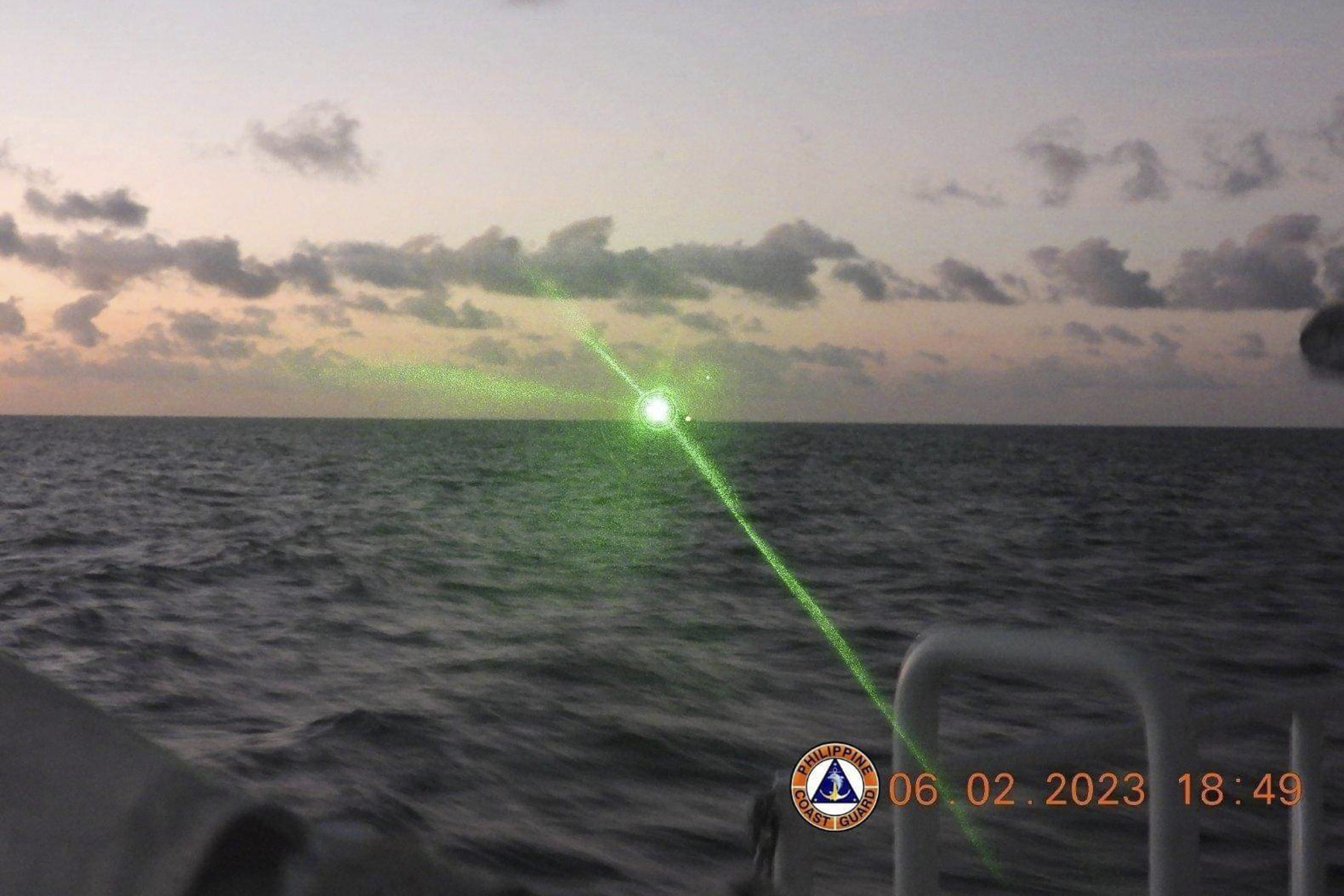 USA kritiserer kinesisk laserbruk mot filippinsk skip&nbsp;<span>(+)</span>