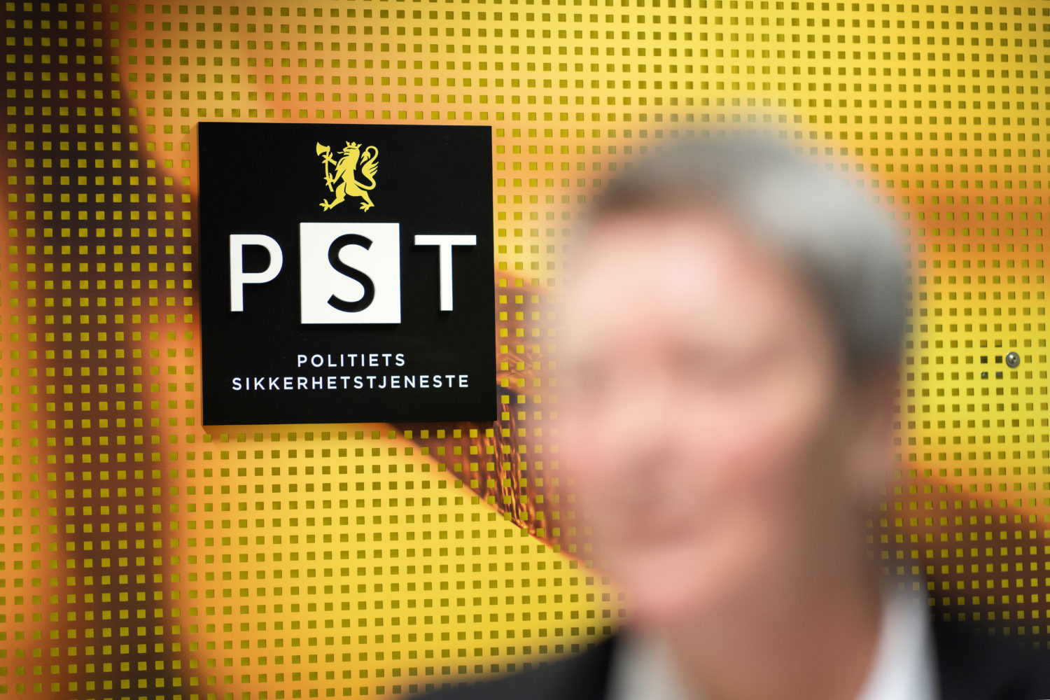 Nå får PST overvåke deg helt uten grunn: – Et steg i retning en politistat, mener FrP&nbsp;<span>(+)</span>