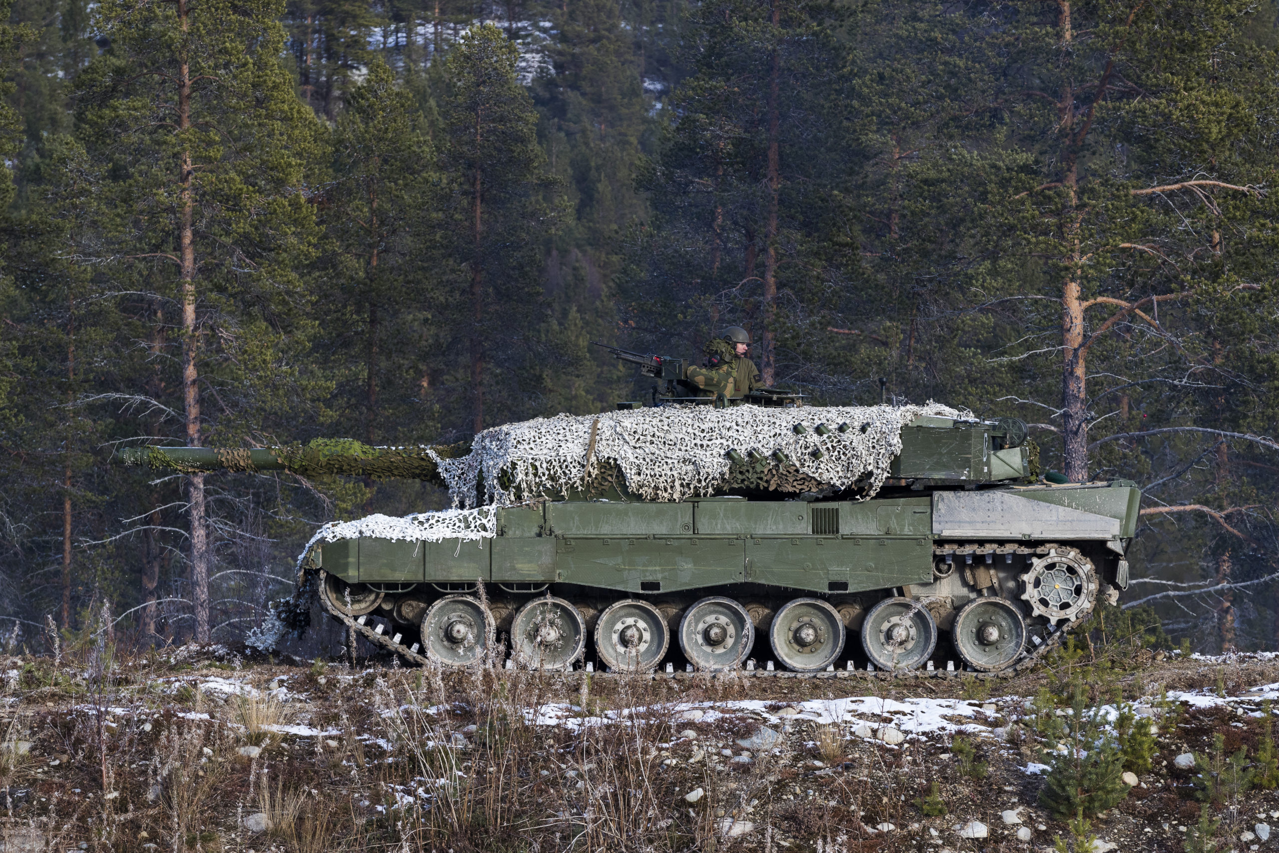 Norske stridsvogner på plass i Ukraina&nbsp;<span>(+)</span>