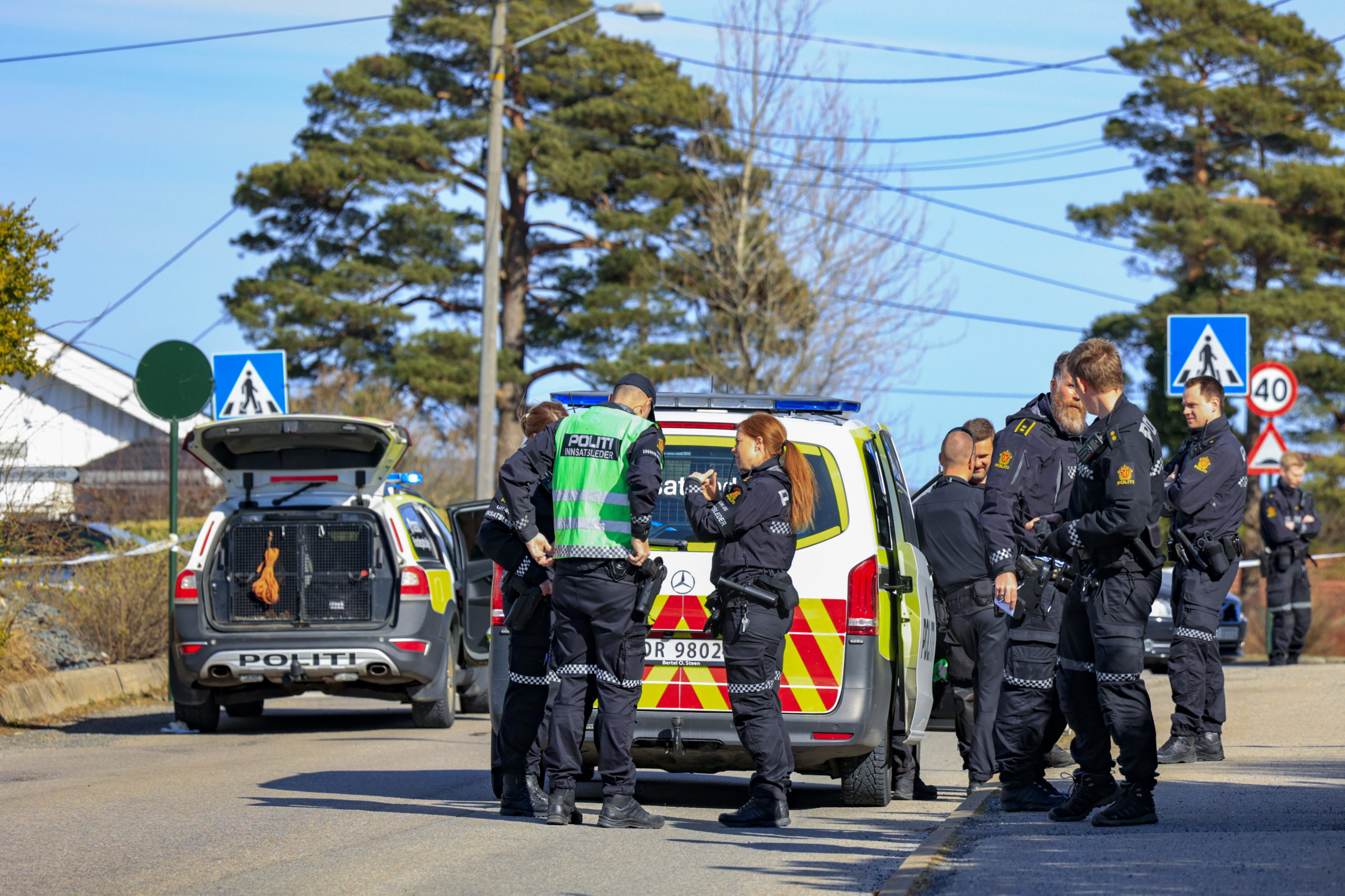 – Han hadde en liten kniv, en stor kniv og en hammer&nbsp;<span>(+)</span>