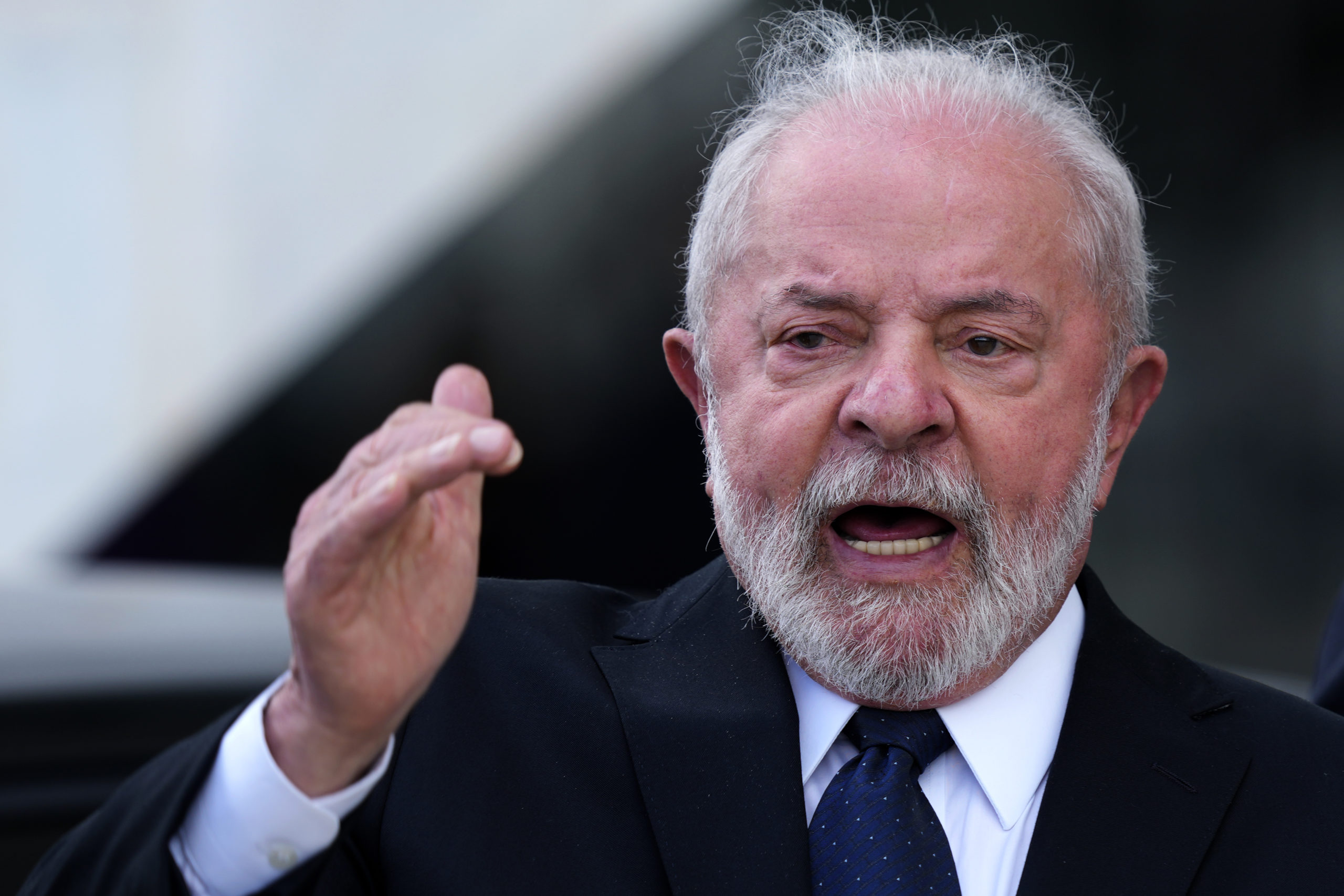 Lula til Kina i slutten av måneden&nbsp;<span>(+)</span>