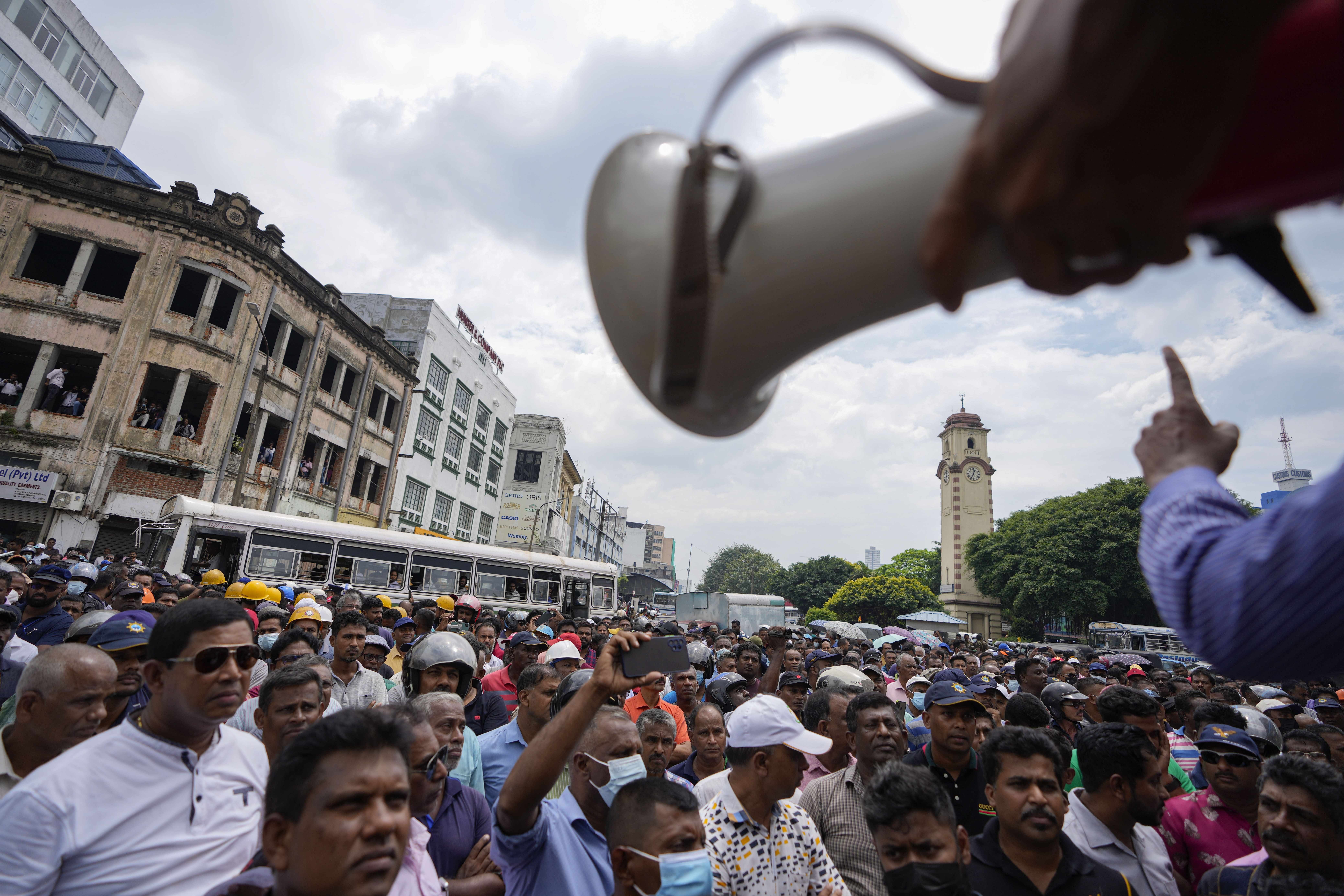 Sri Lanka: Kina godtar å restrukturere lån&nbsp;<span>(+)</span>