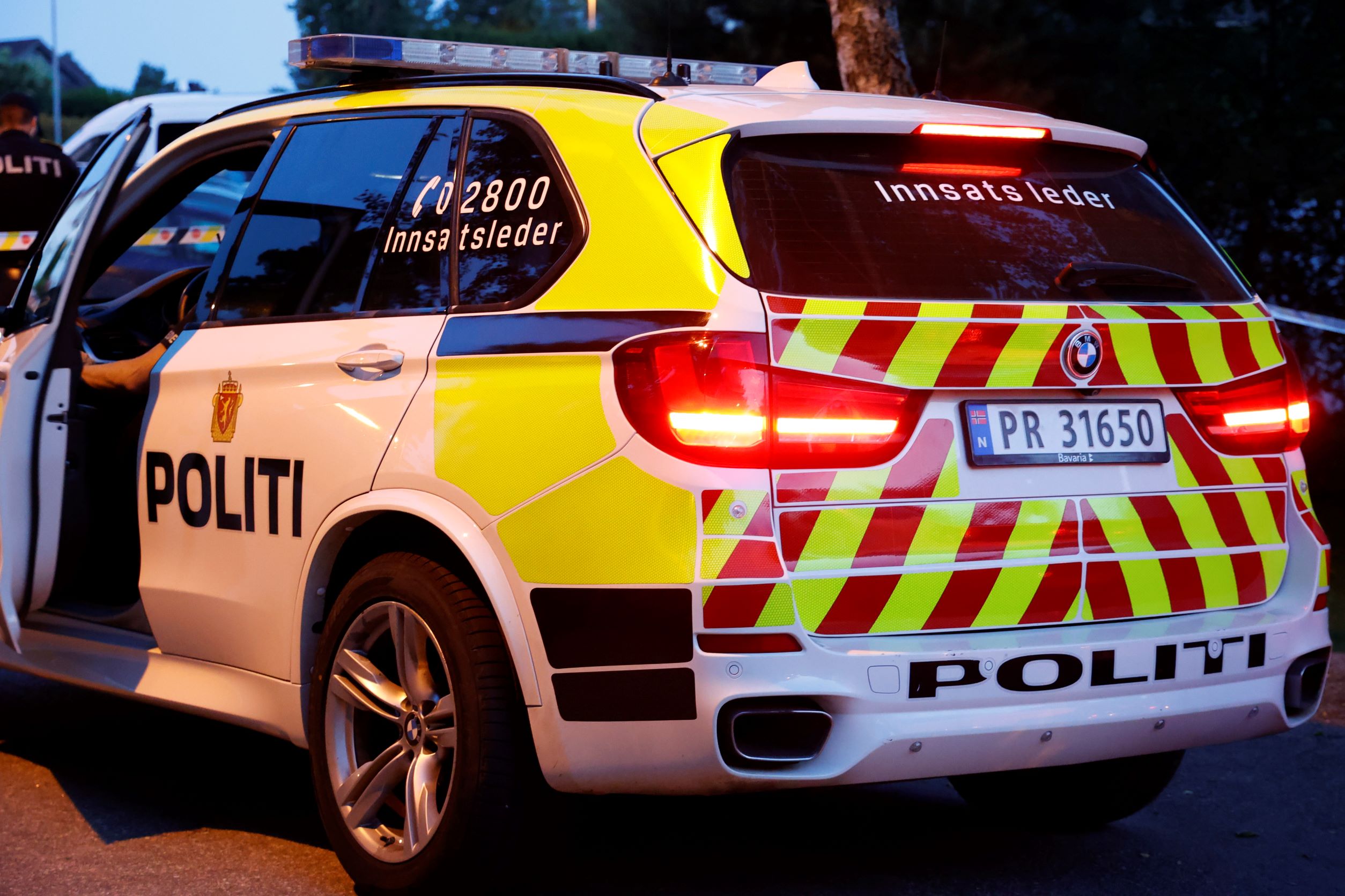 Politibetjent i Rogaland angrepet av mann med machete&nbsp;<span>(+)</span>