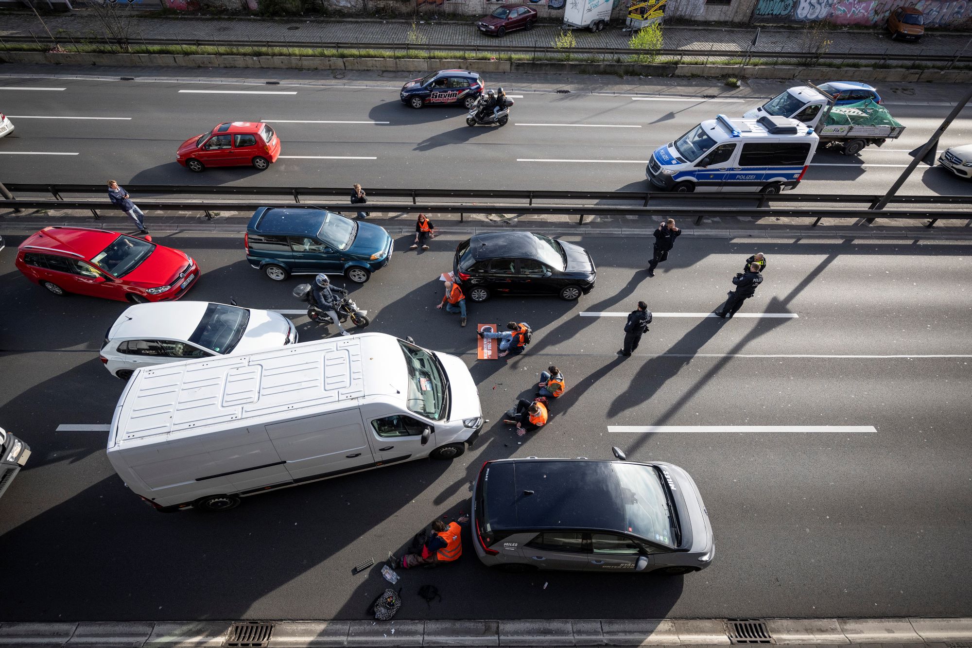 Klimaekstremister blokkerer gater i Berlin: Vil stenge hele byen&nbsp;<span>(+)</span>